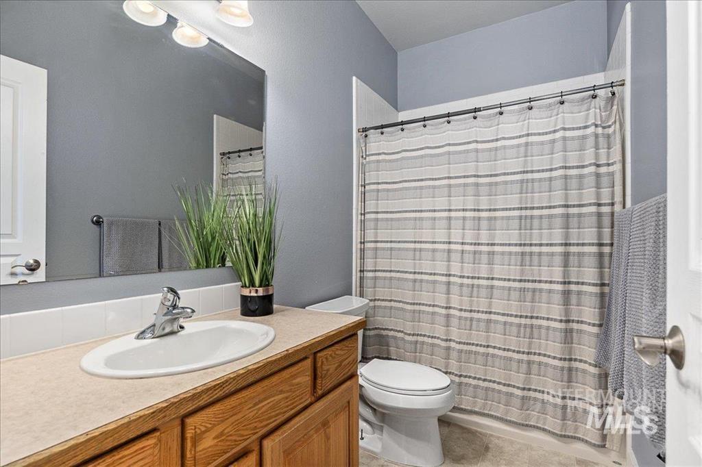 5244 W Hidden Springs Dr