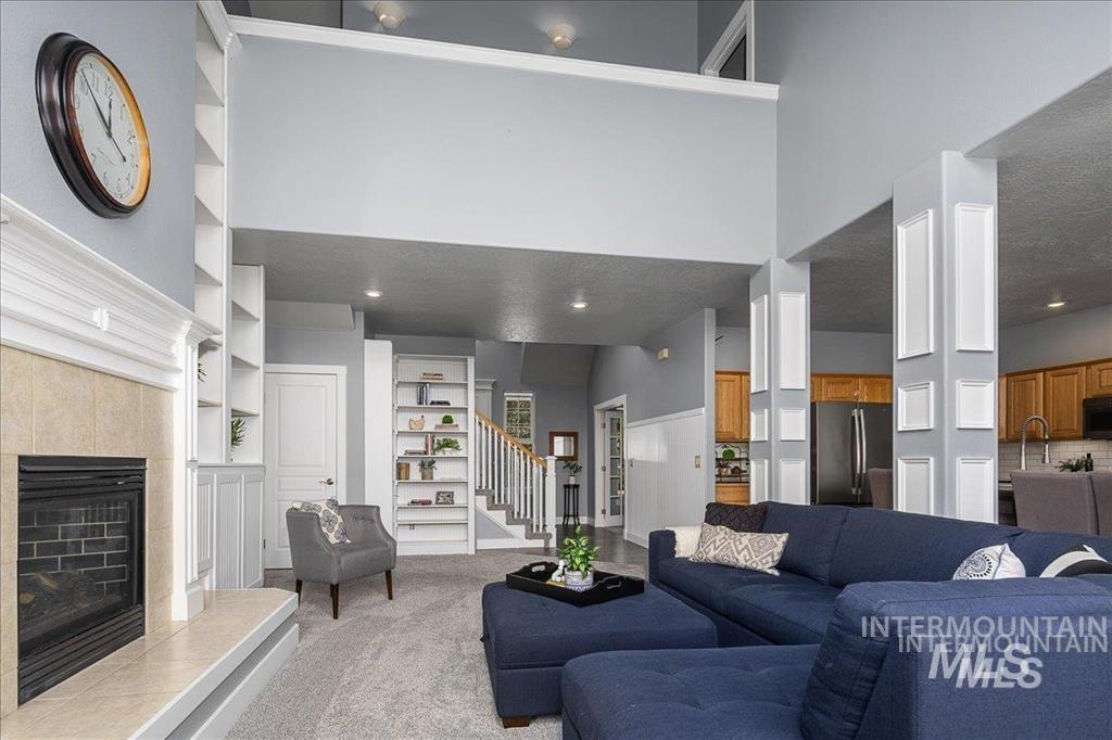 5244 W Hidden Springs Dr