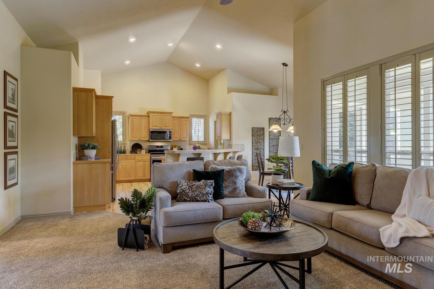 9407 W Pebblestream Dr