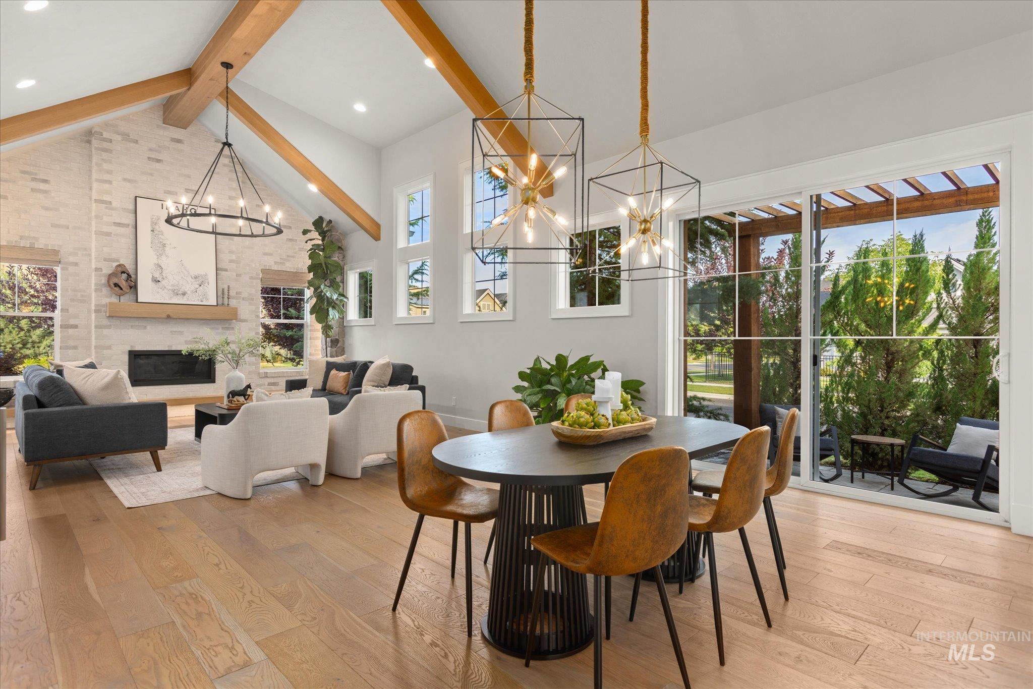 3422 W Hidden Springs Dr