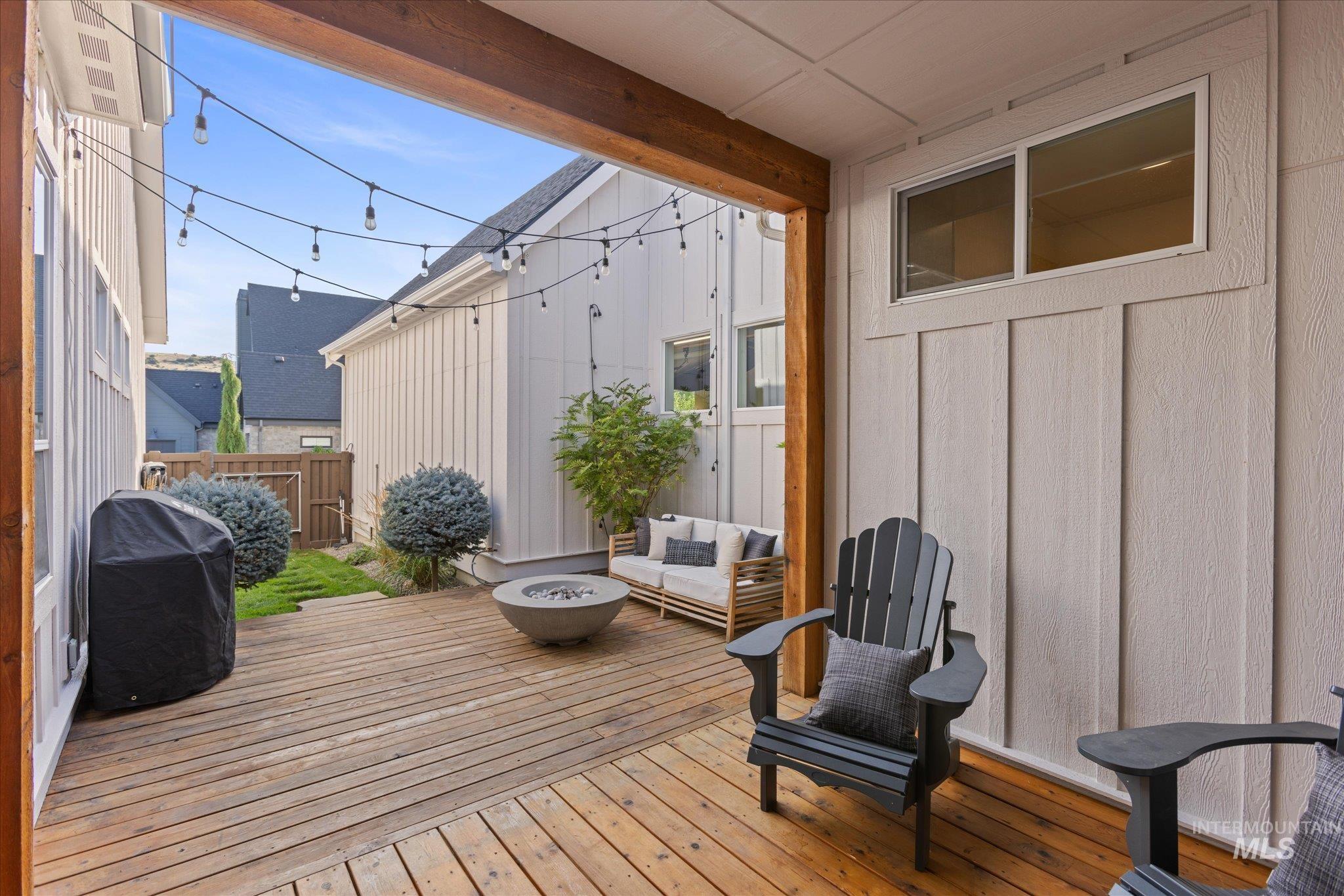 3422 W Hidden Springs Dr