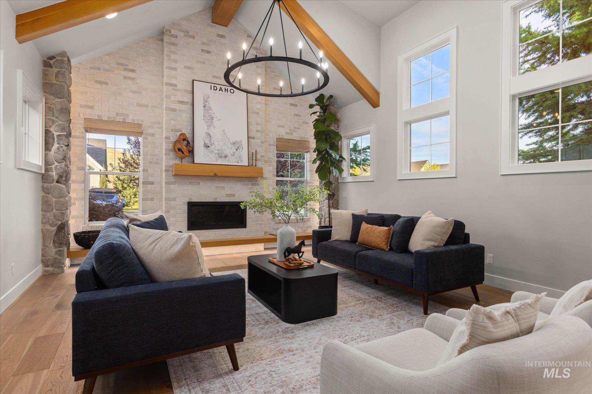 3422 W Hidden Springs Dr