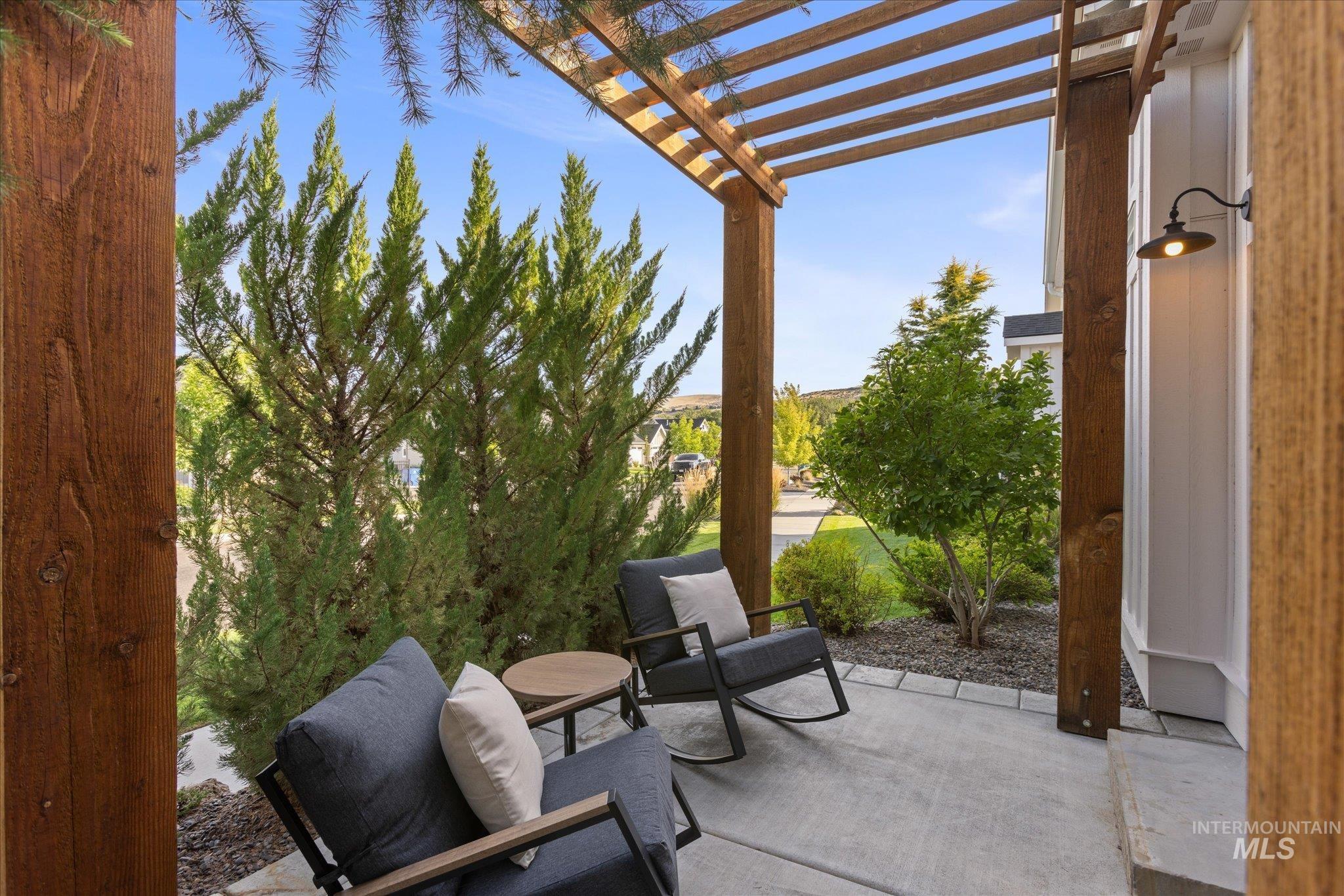 3422 W Hidden Springs Dr