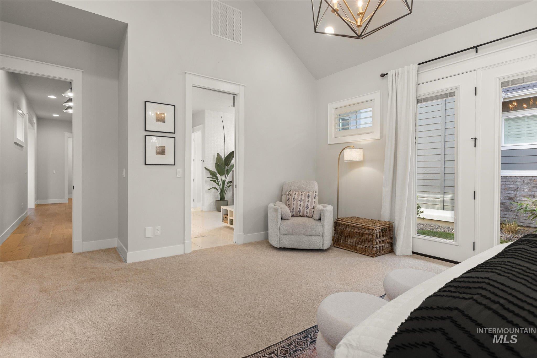 3422 W Hidden Springs Dr