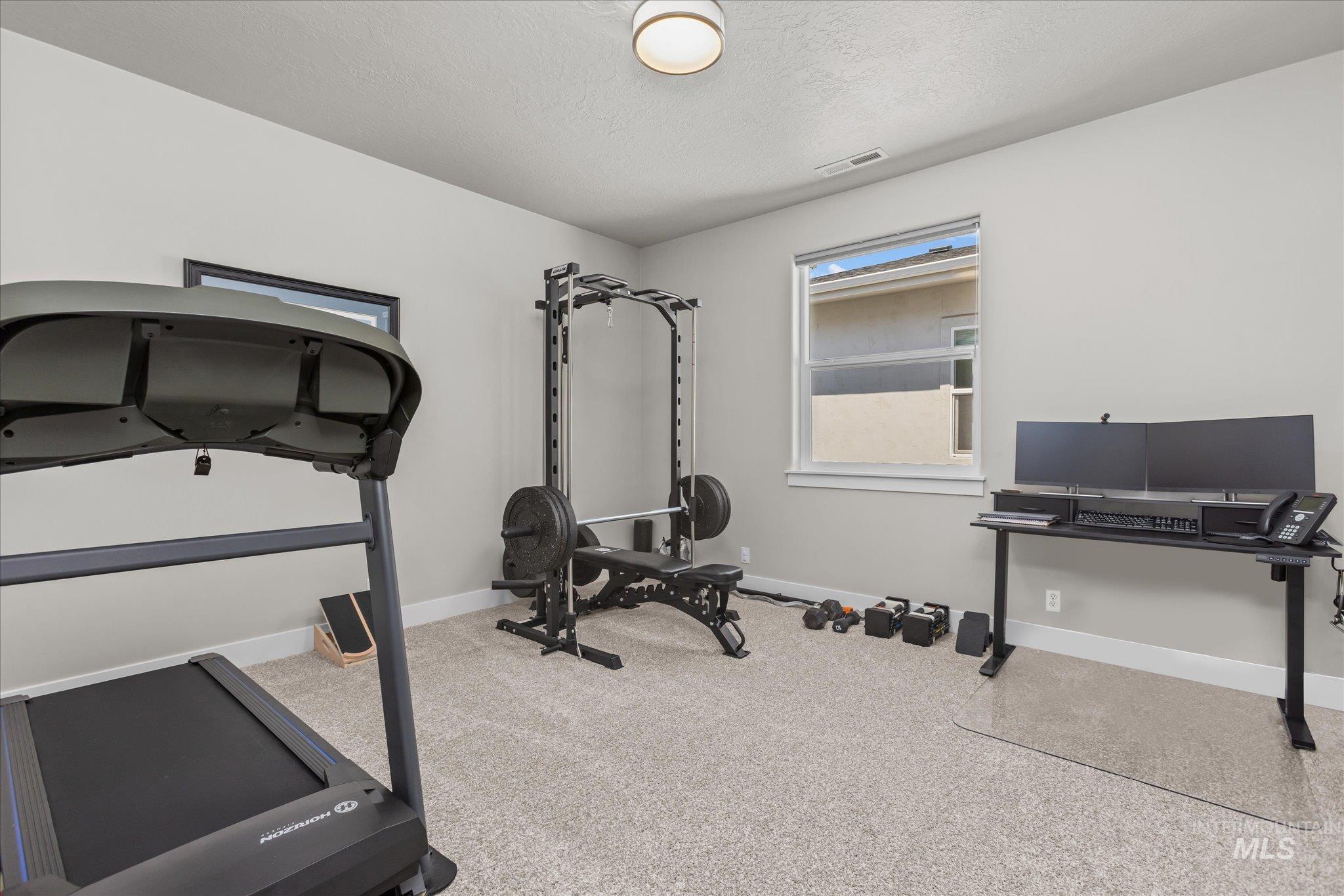 3332 W Lassen Dr