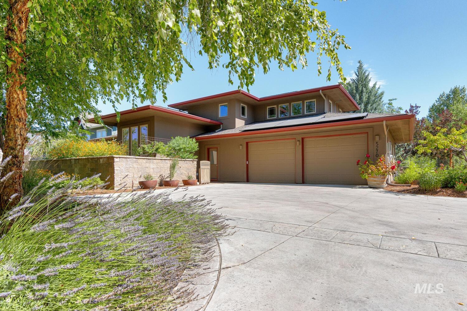 5270 W Hidden Springs Dr