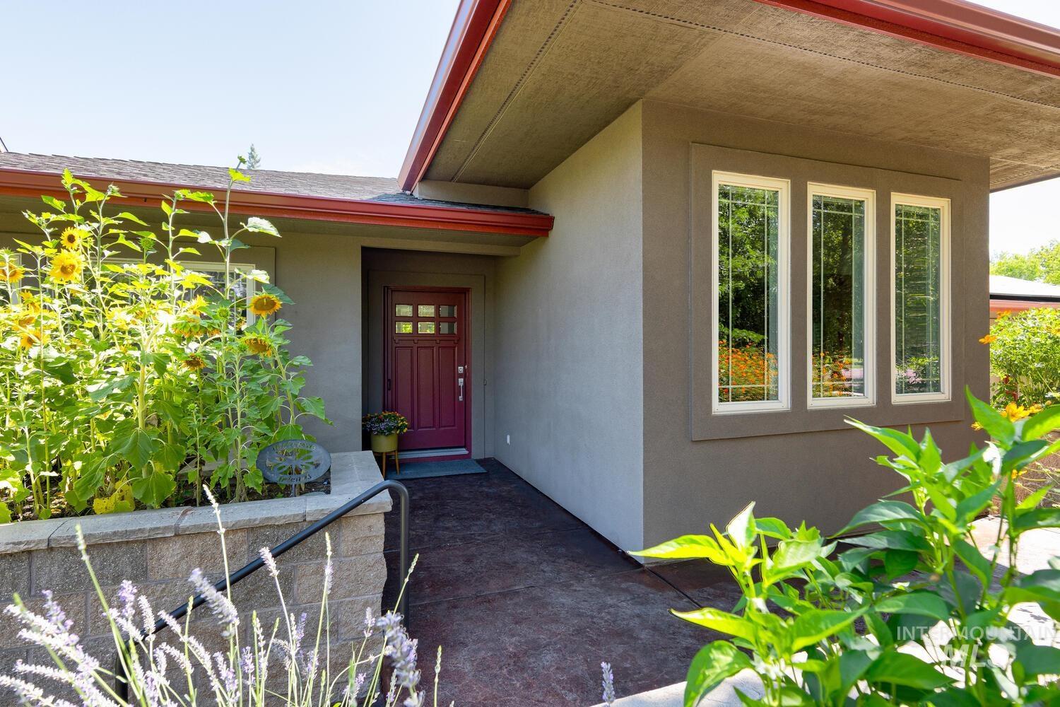 5270 W Hidden Springs Dr