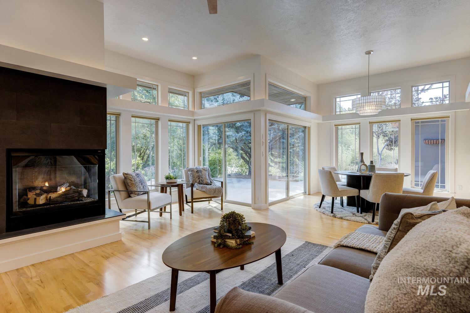 5270 W Hidden Springs Dr