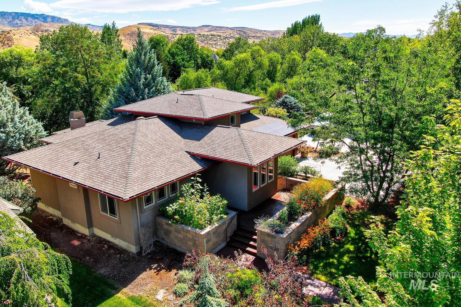 5270 W Hidden Springs Dr