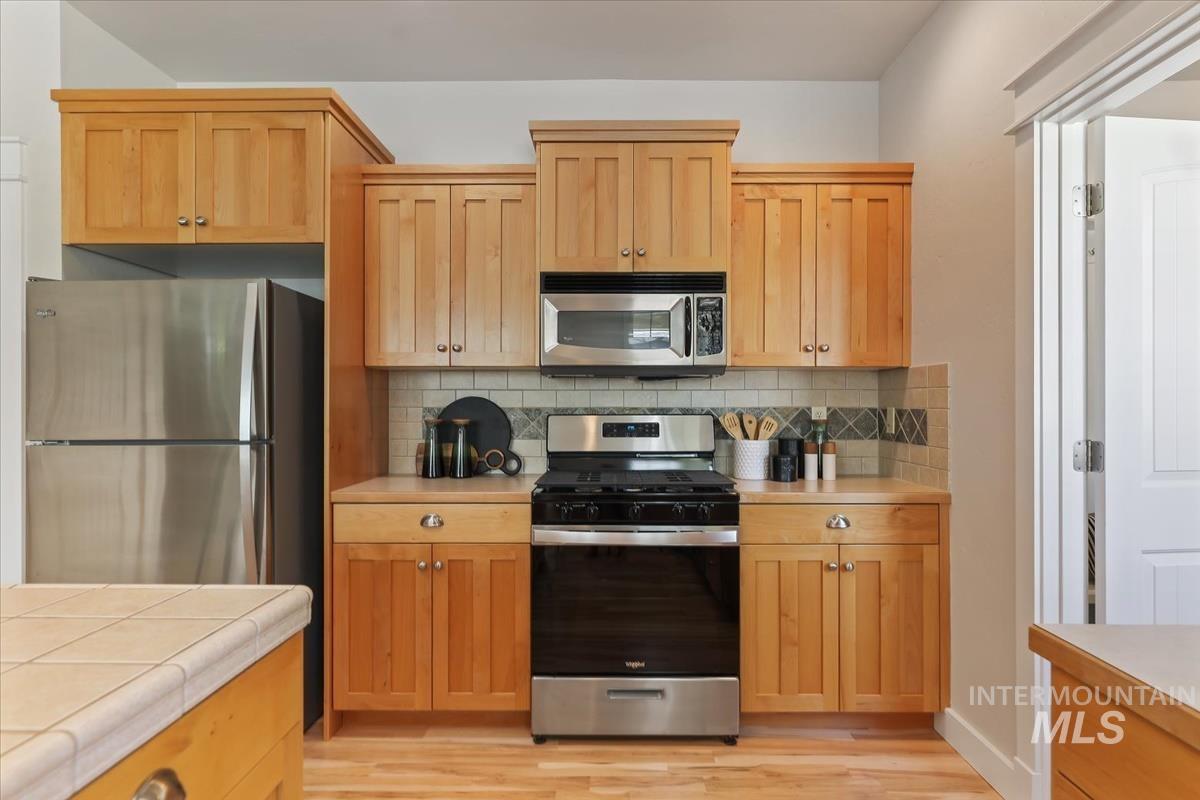 12607 N. 11th Ave