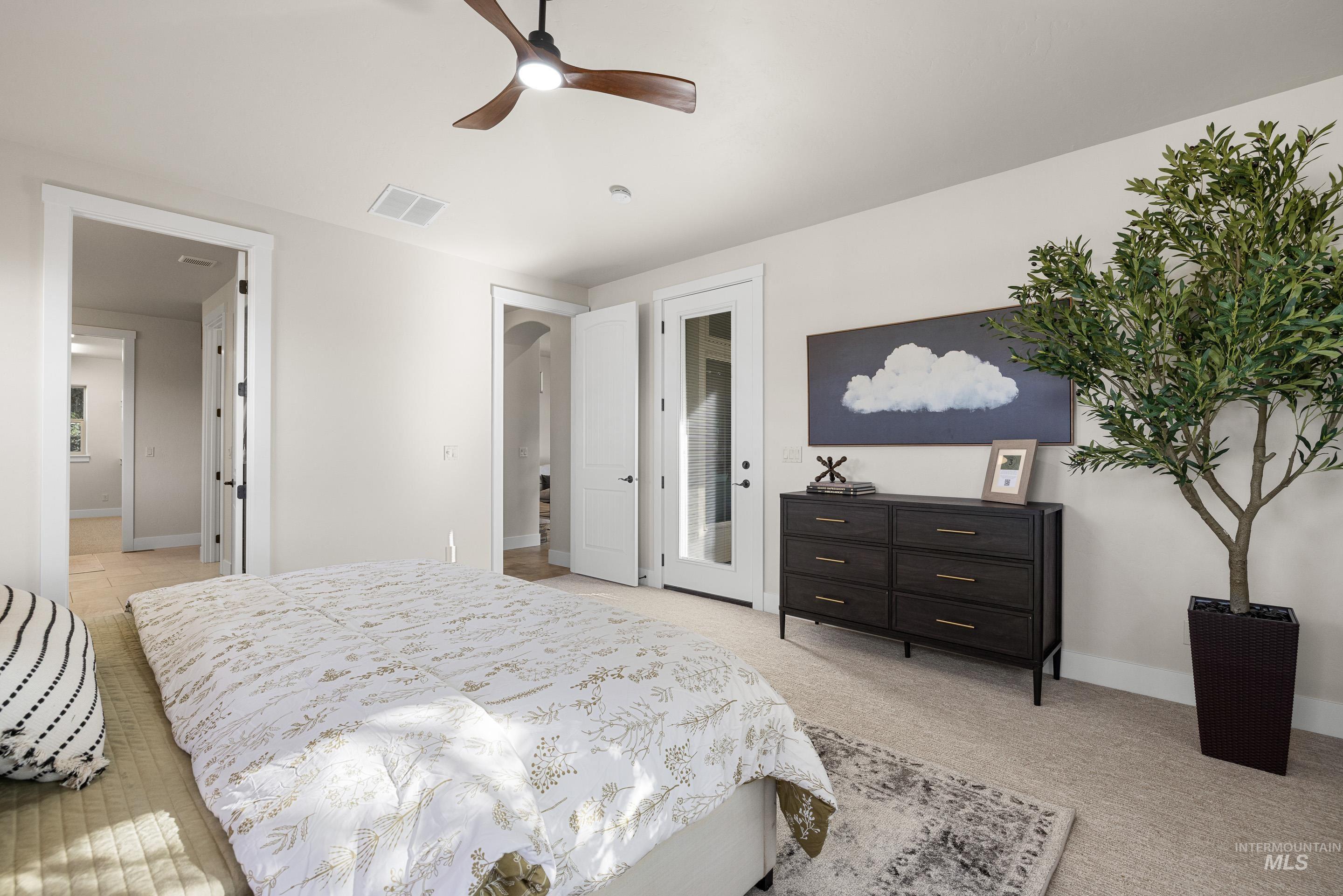 3887 W. Deerpath