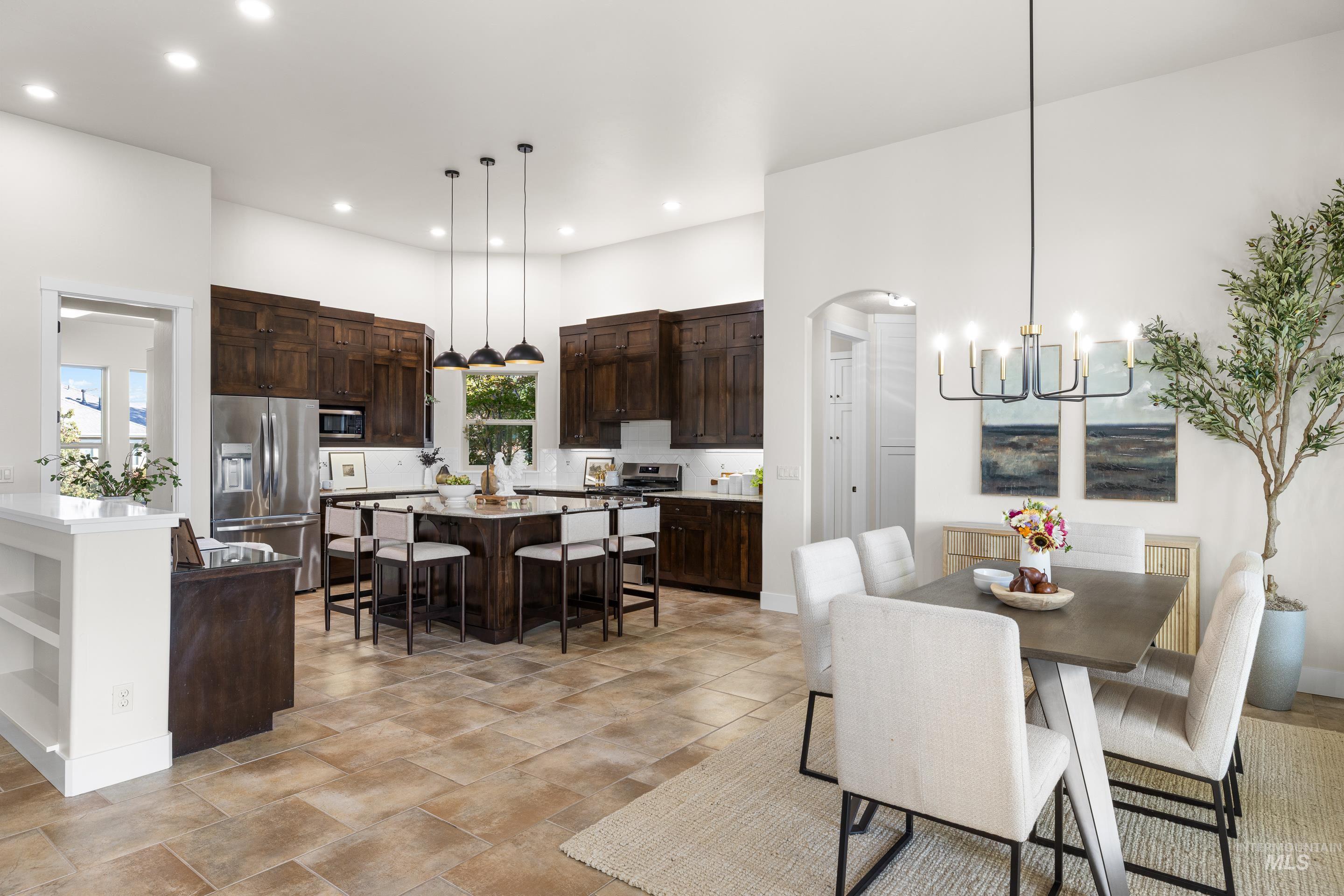 3887 W. Deerpath