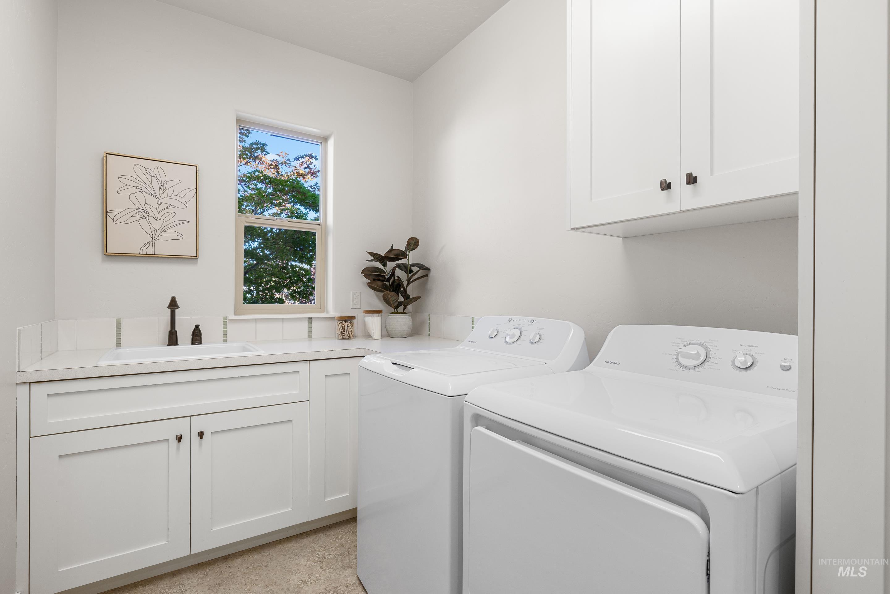 3887 W. Deerpath