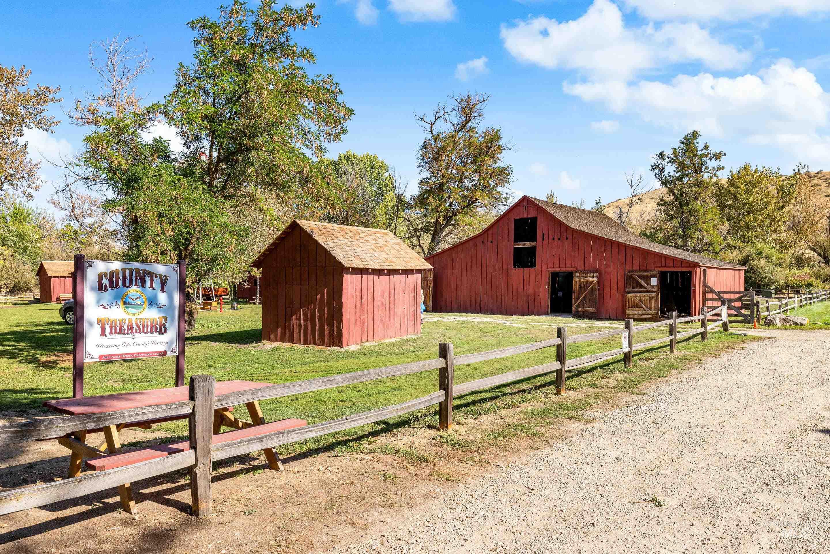 3887 W. Deerpath