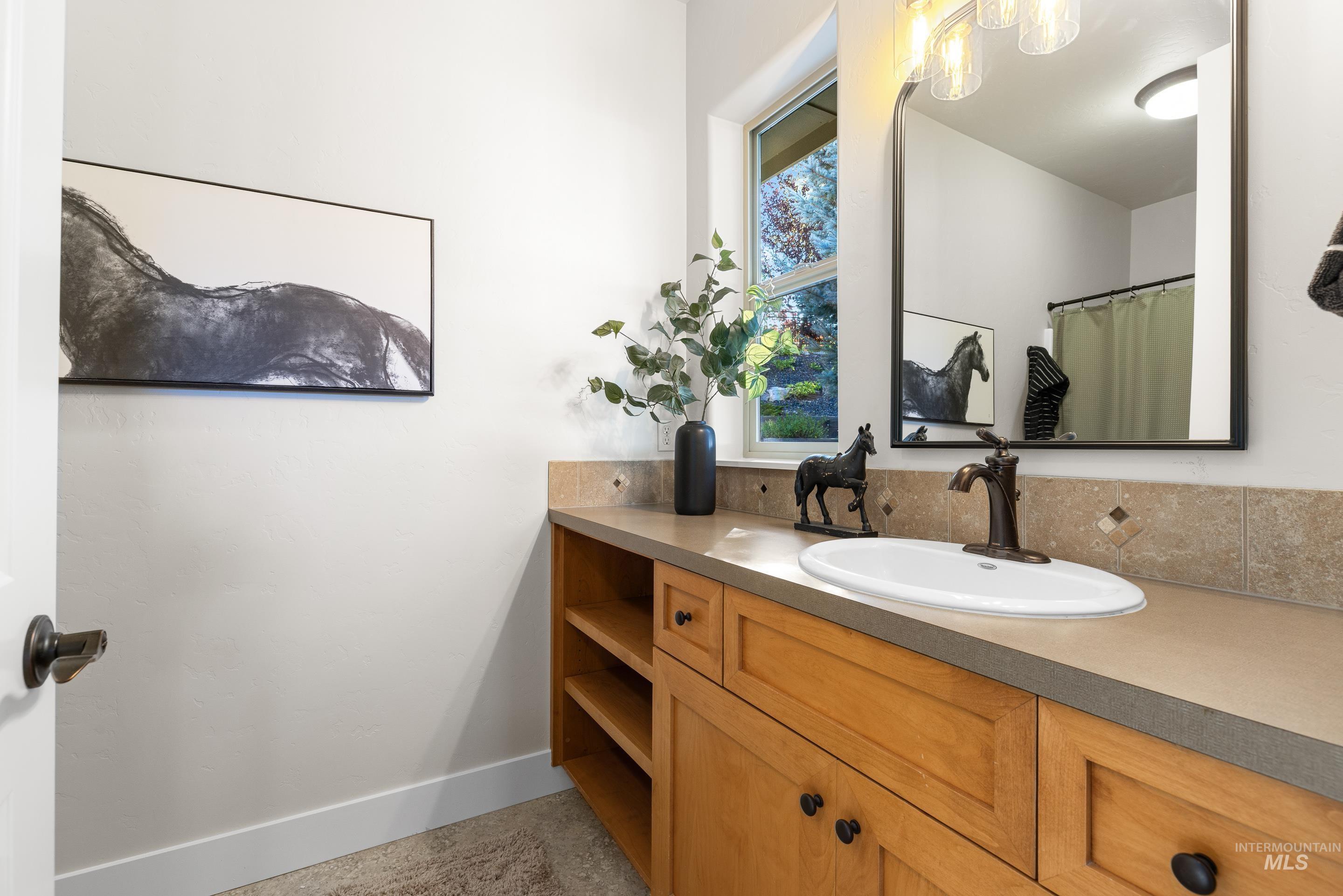 3887 W. Deerpath