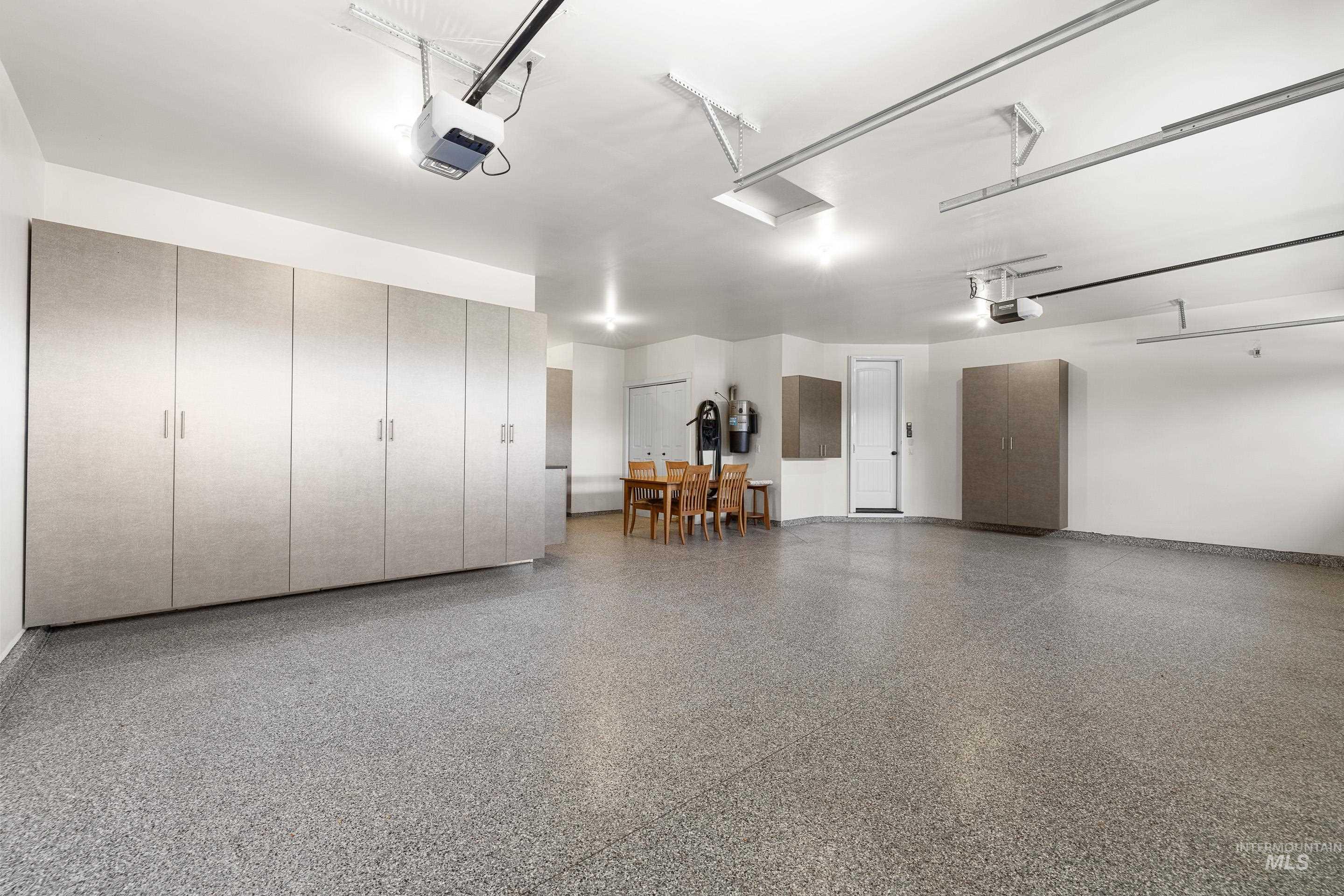 3887 W. Deerpath