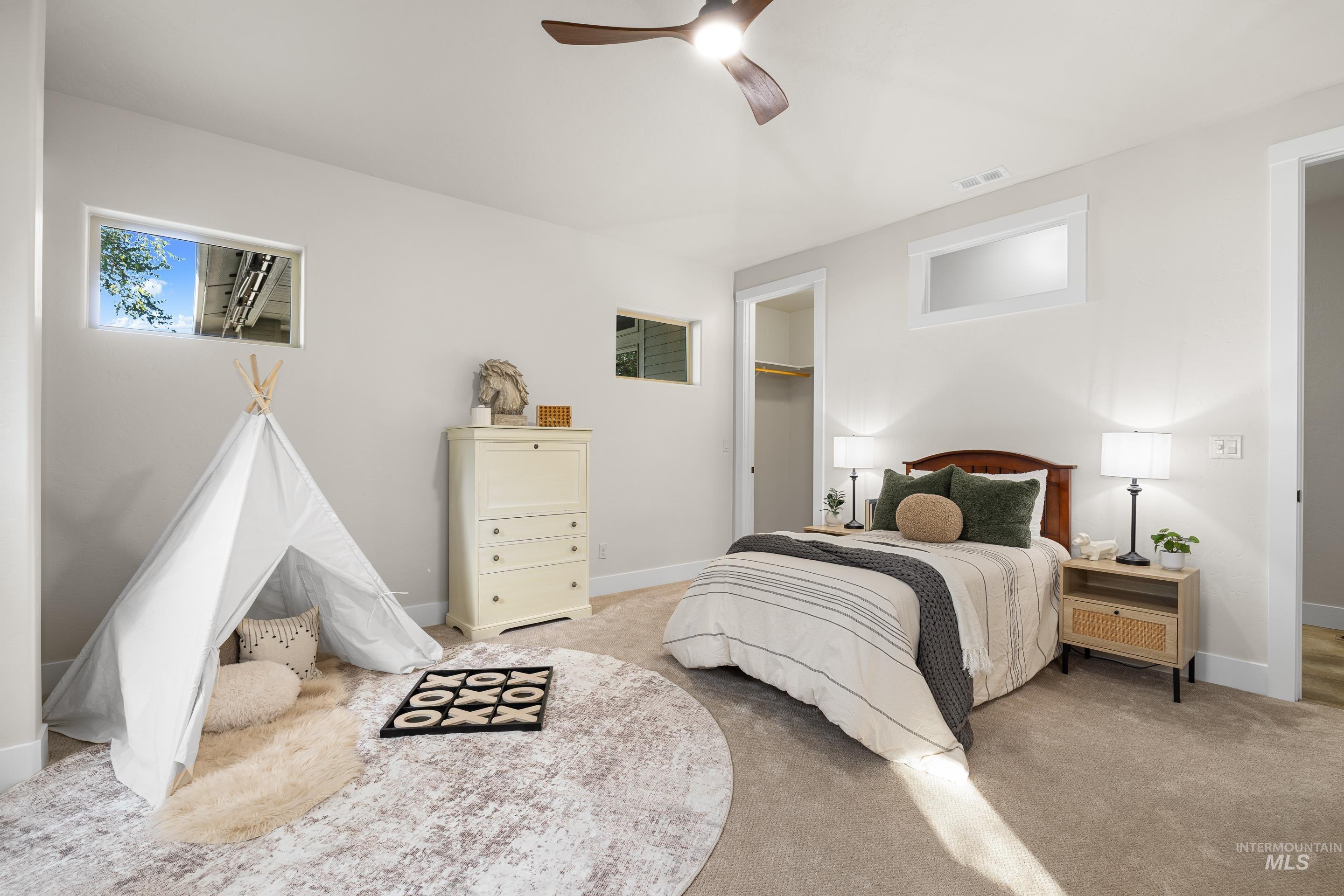 3887 W. Deerpath