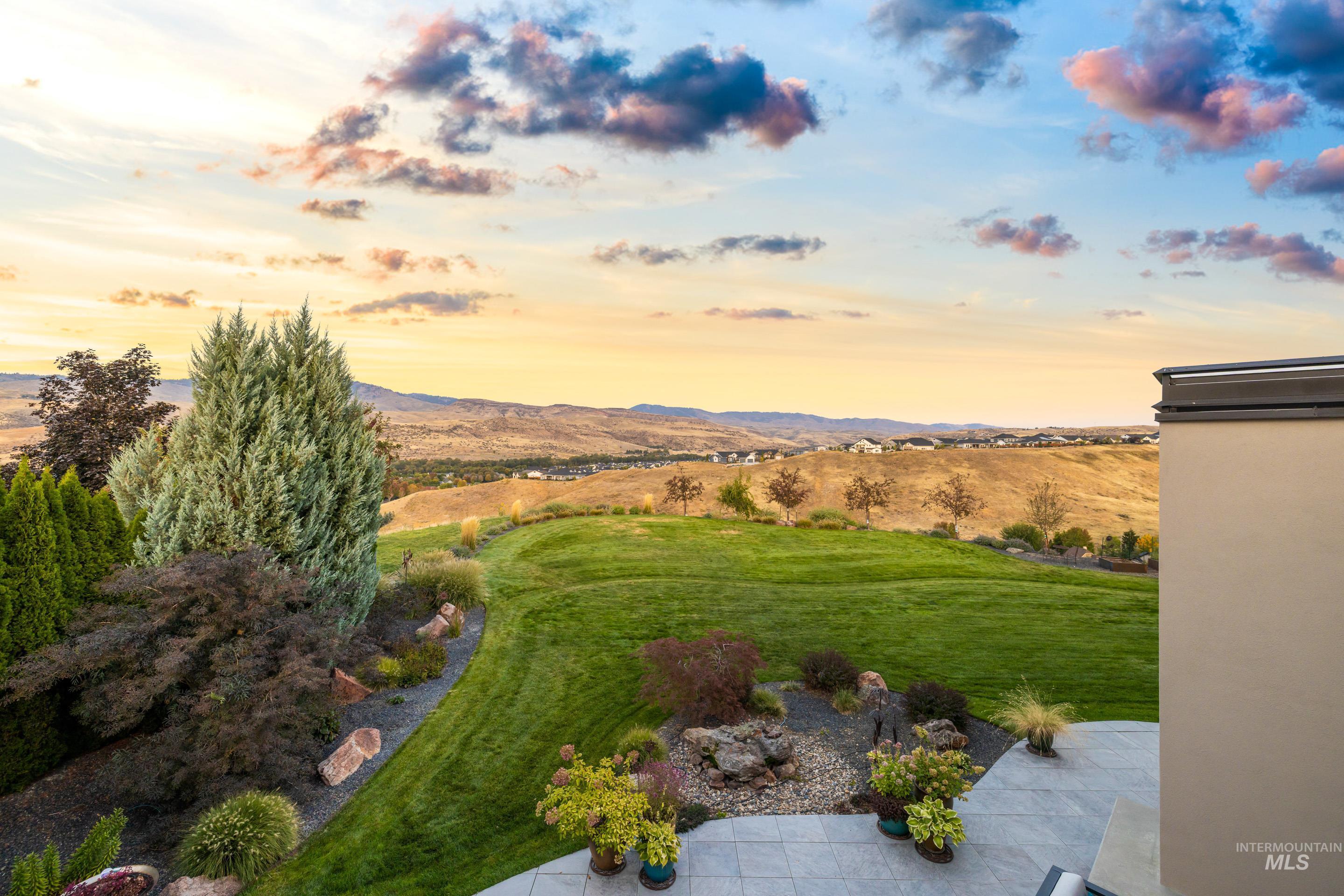 12344 N Upper Ridge Place