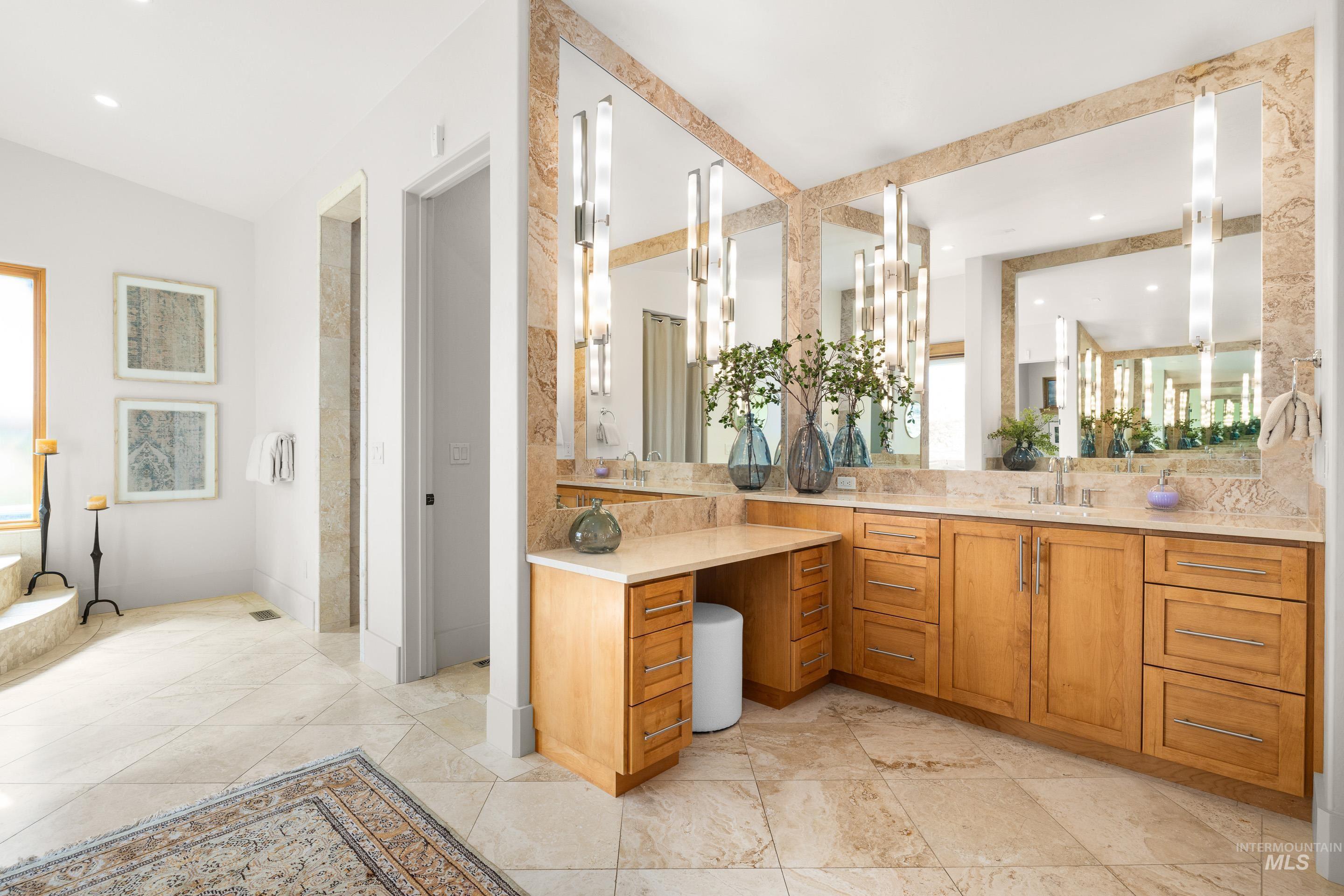 12344 N Upper Ridge Place