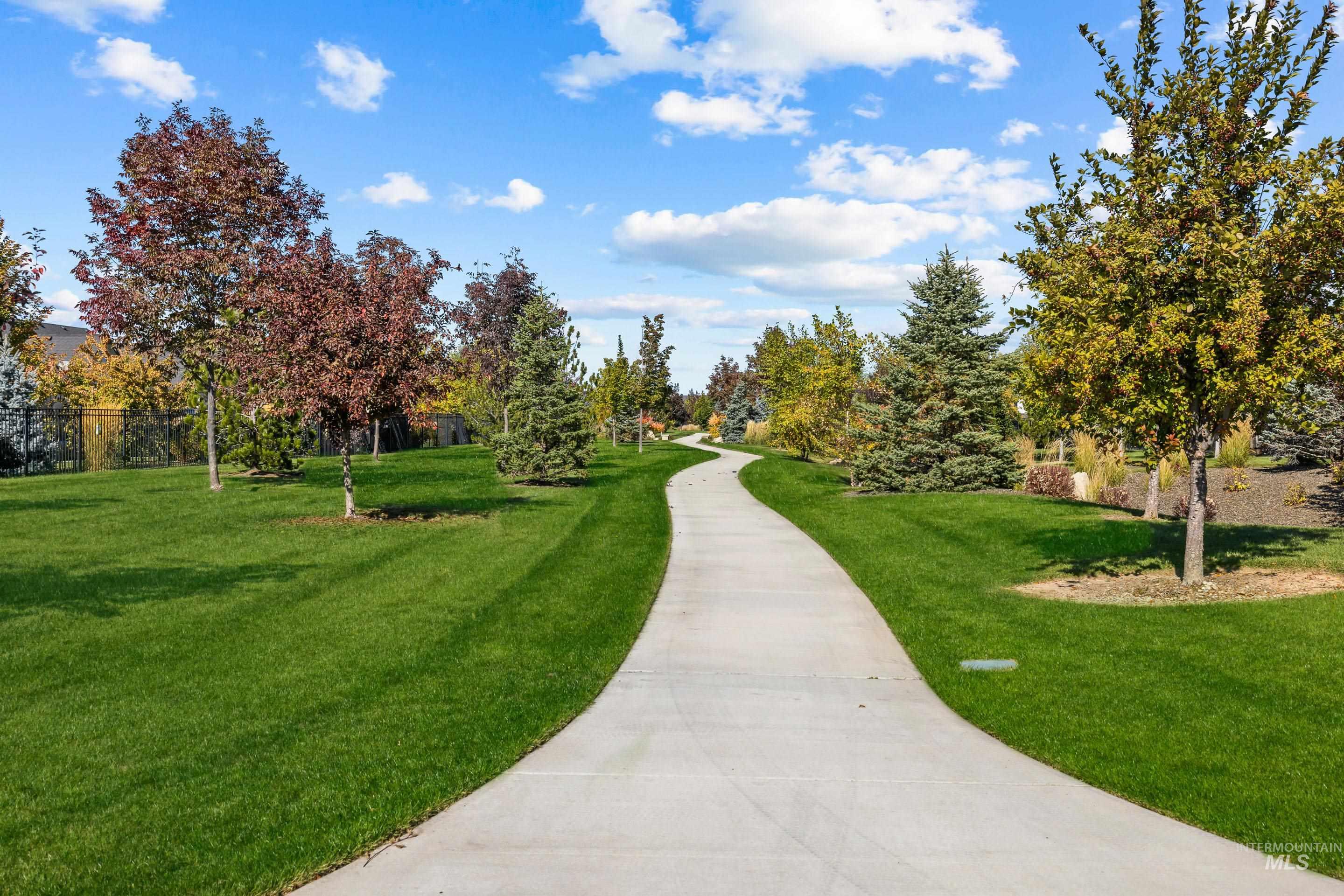 2347 N Fountainhead Way