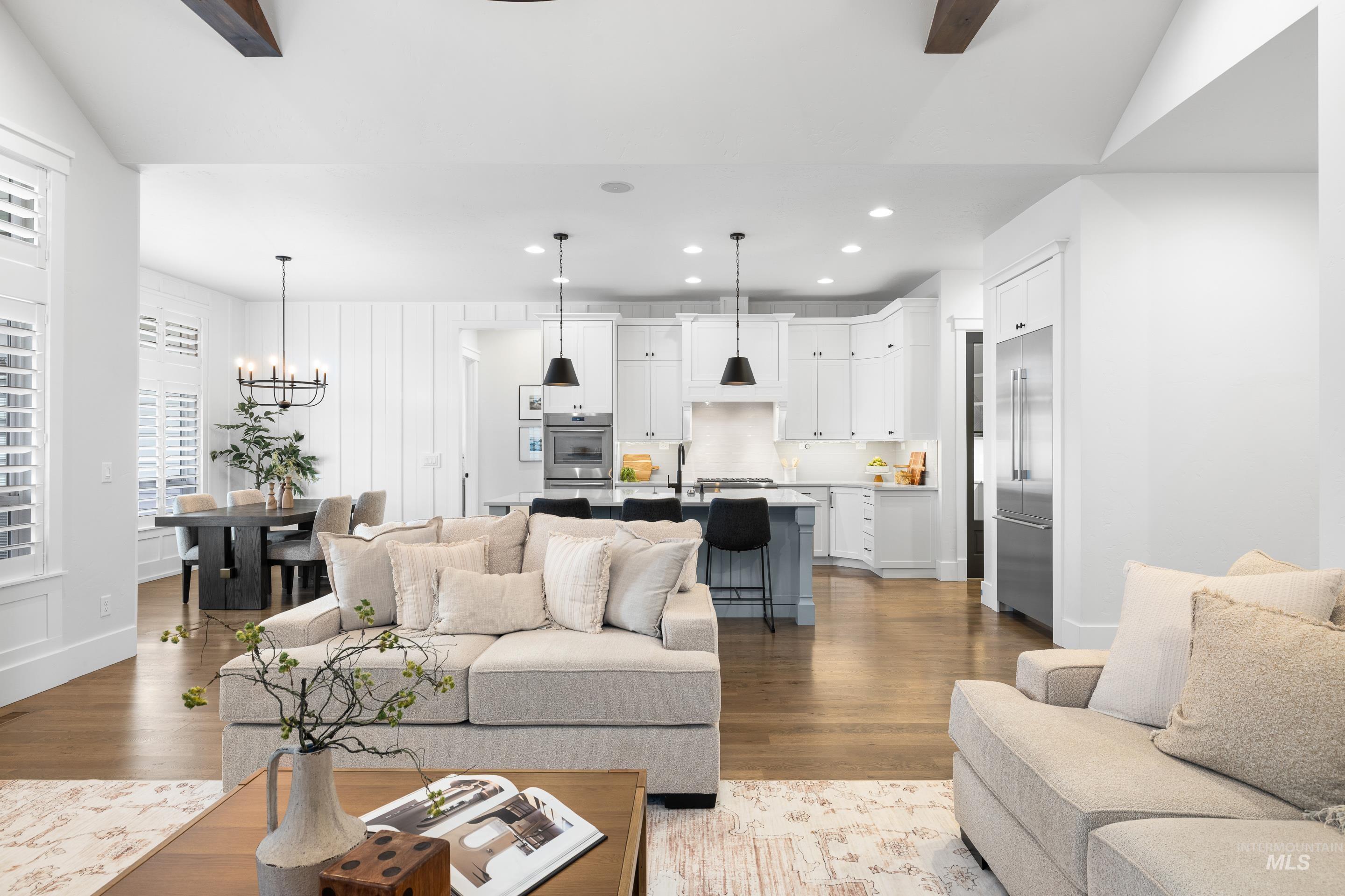 2347 N Fountainhead Way