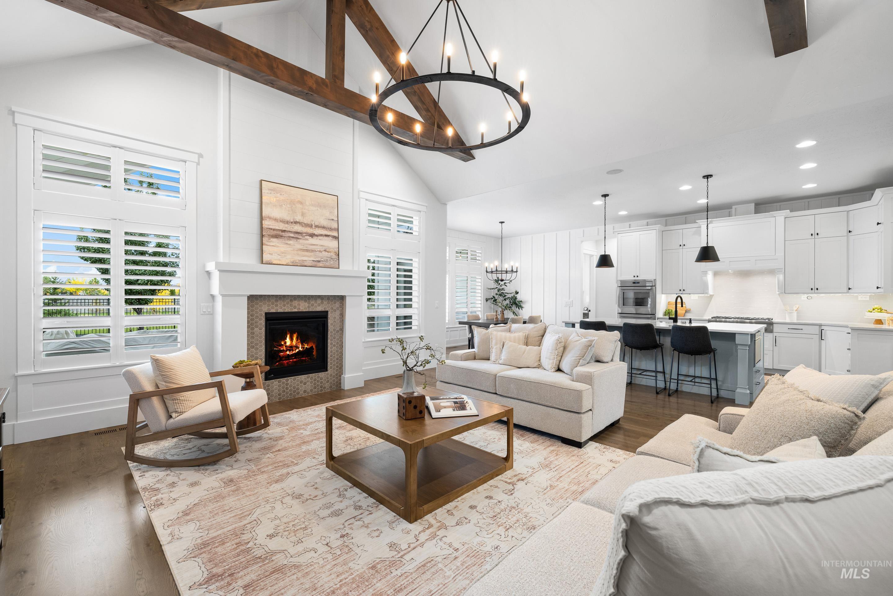 2347 N Fountainhead Way