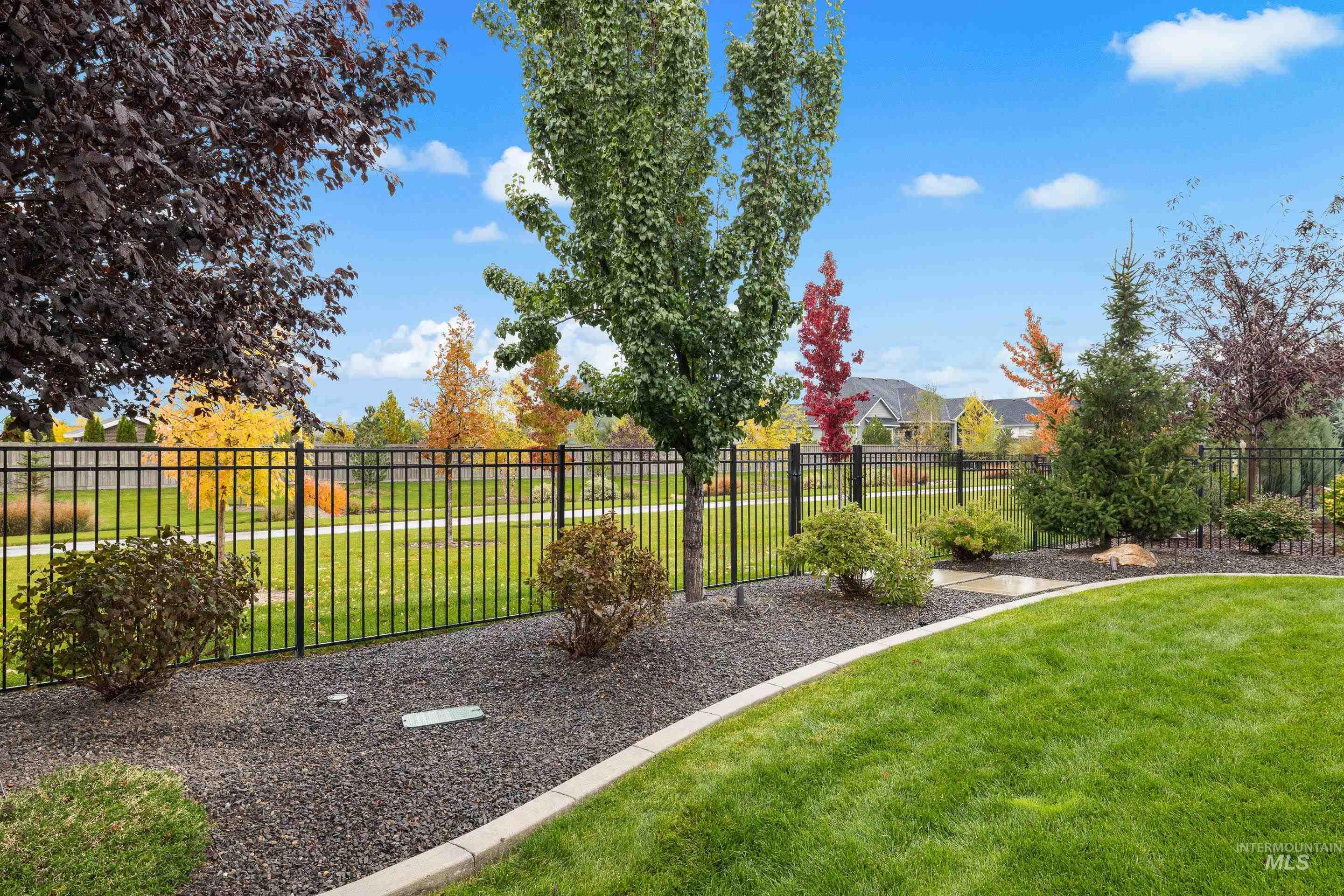 2347 N Fountainhead Way