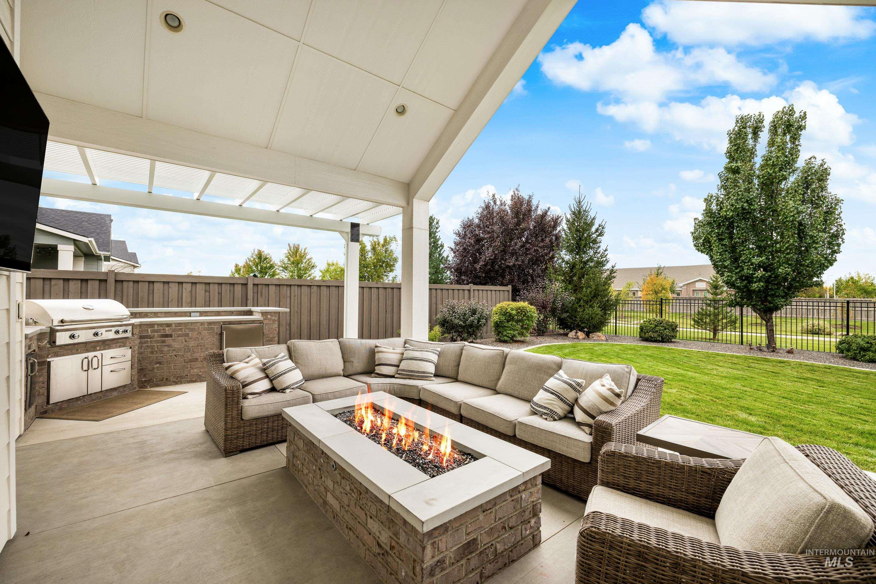 2347 N Fountainhead Way