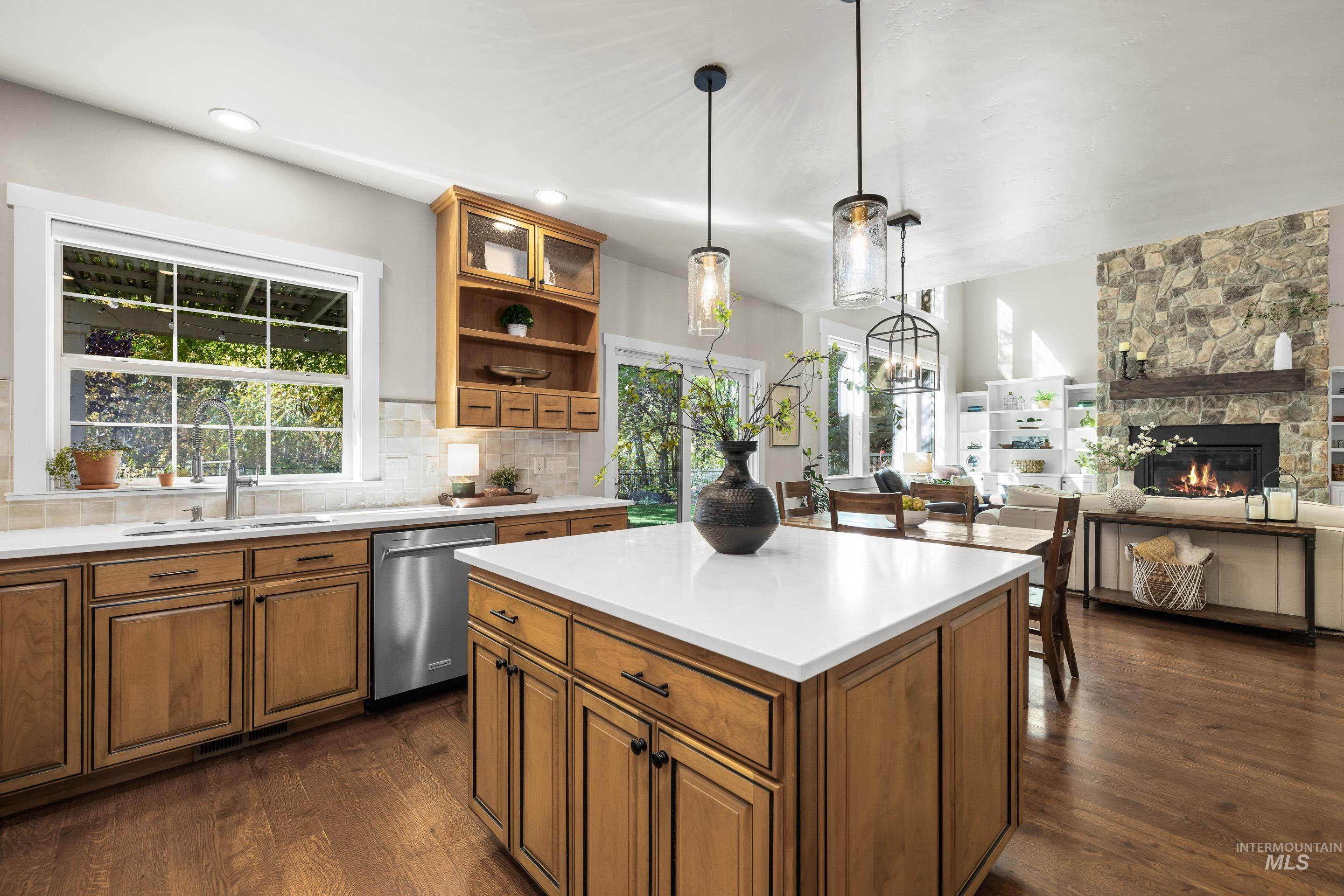 4581 W Long Meadow Dr