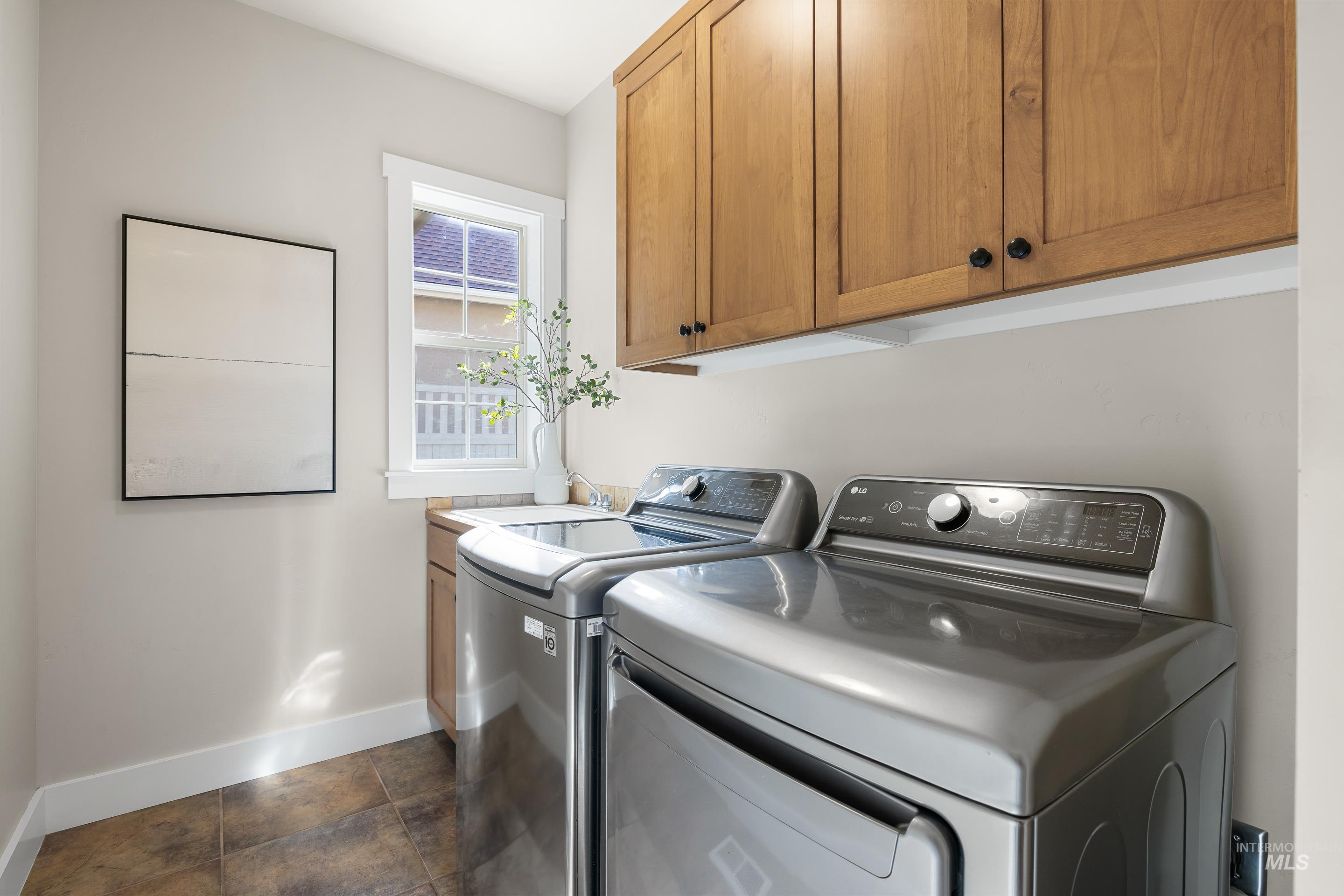 4581 W Long Meadow Dr