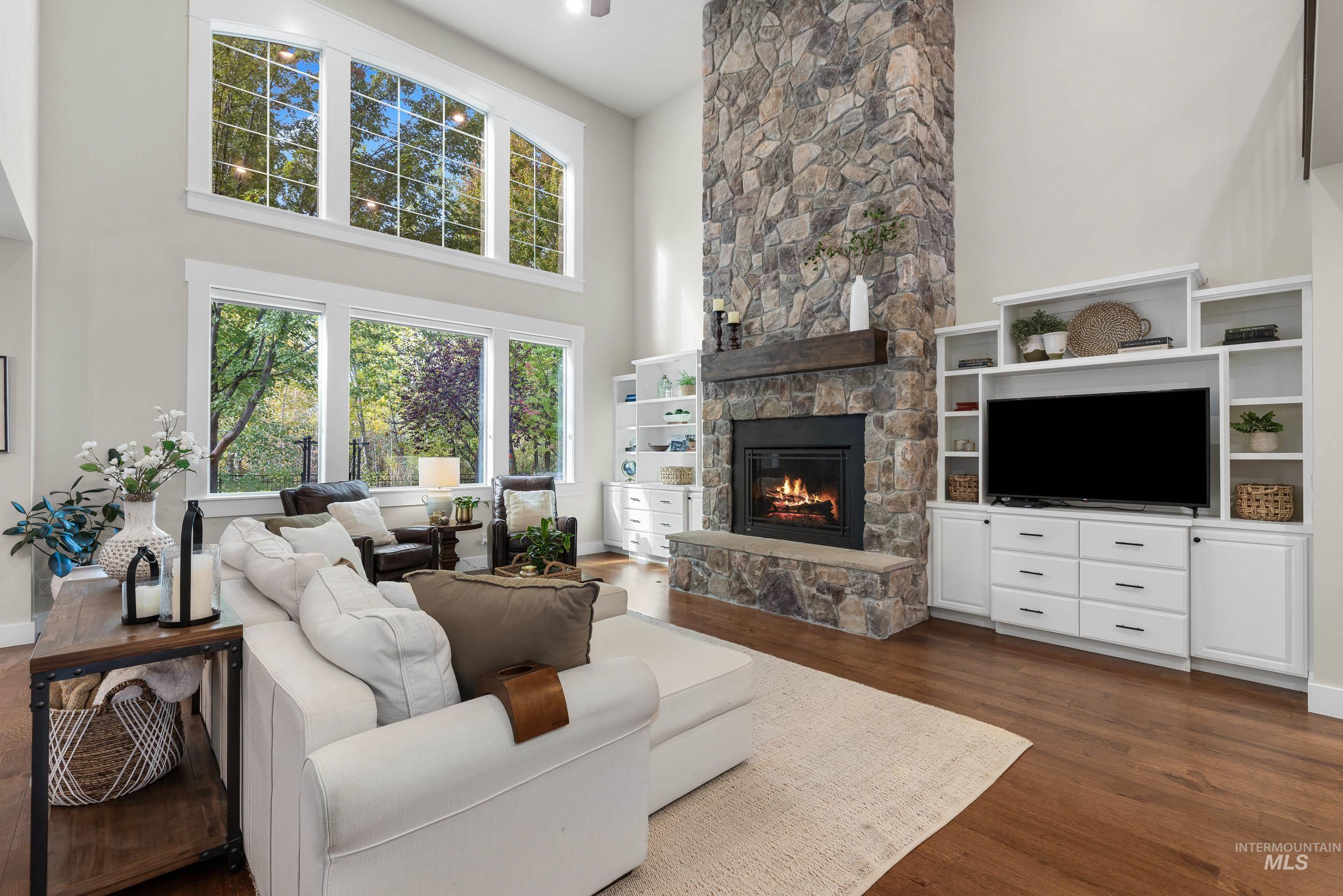 4581 W Long Meadow Dr