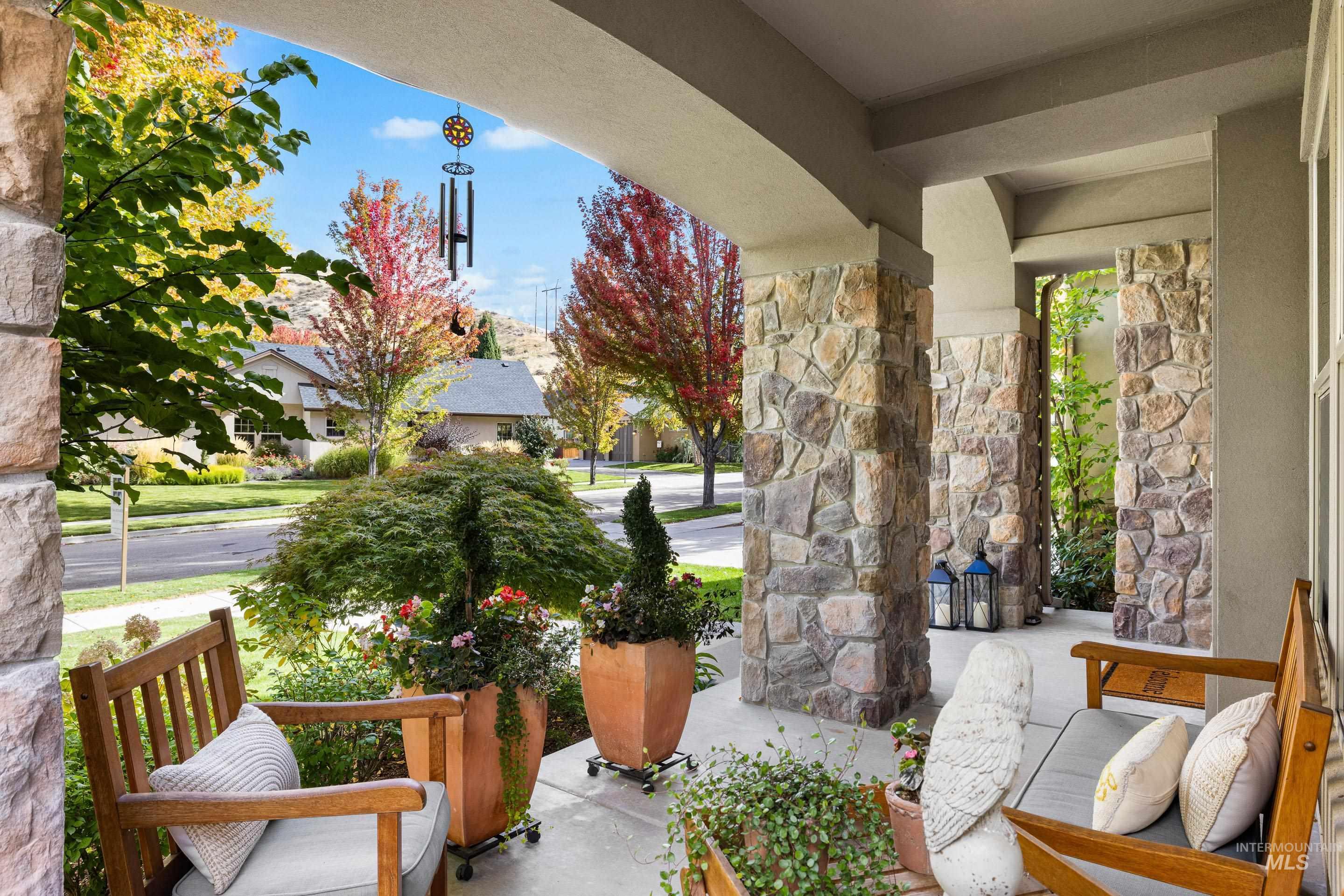 4581 W Long Meadow Dr