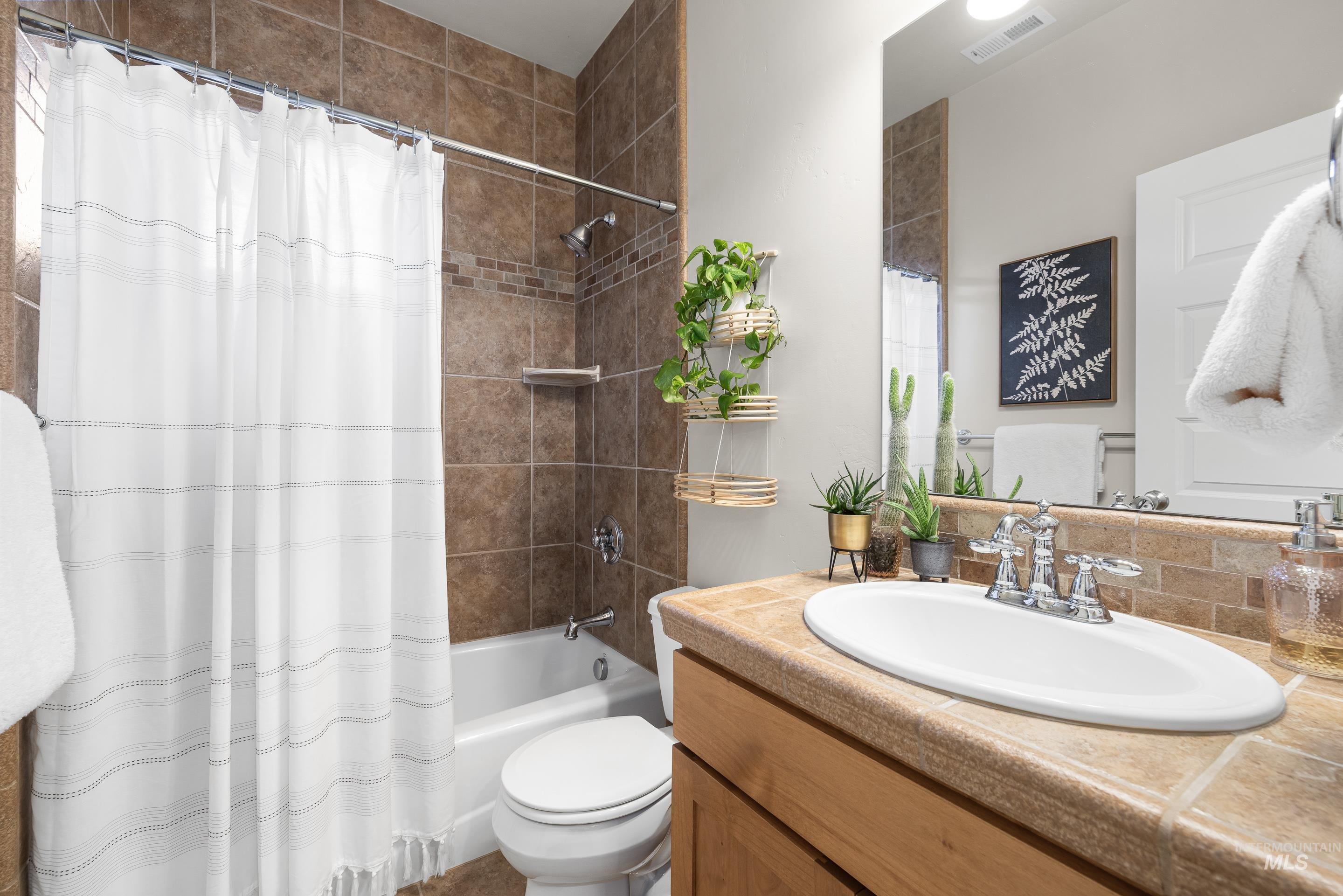 4581 W Long Meadow Dr