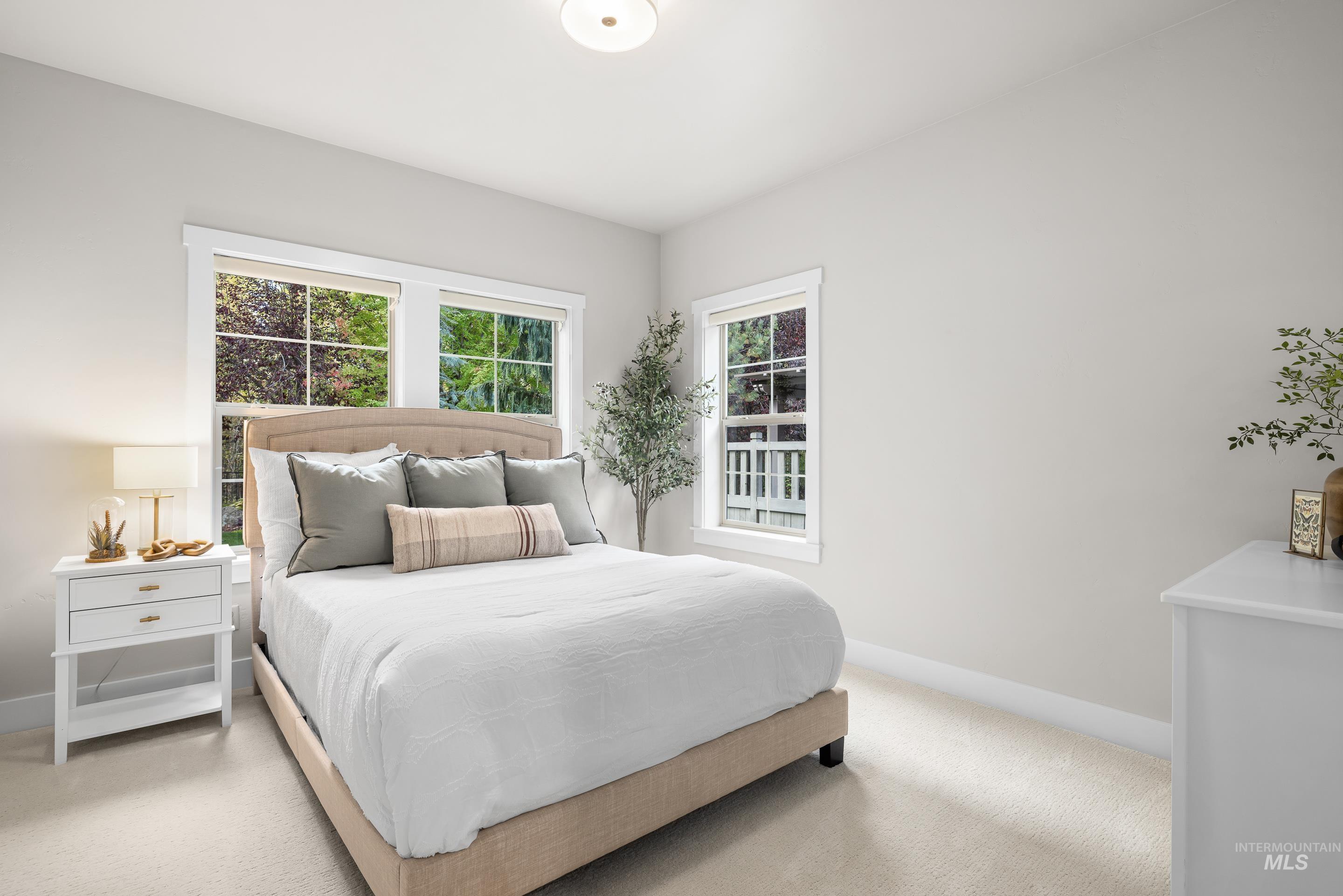 4581 W Long Meadow Dr