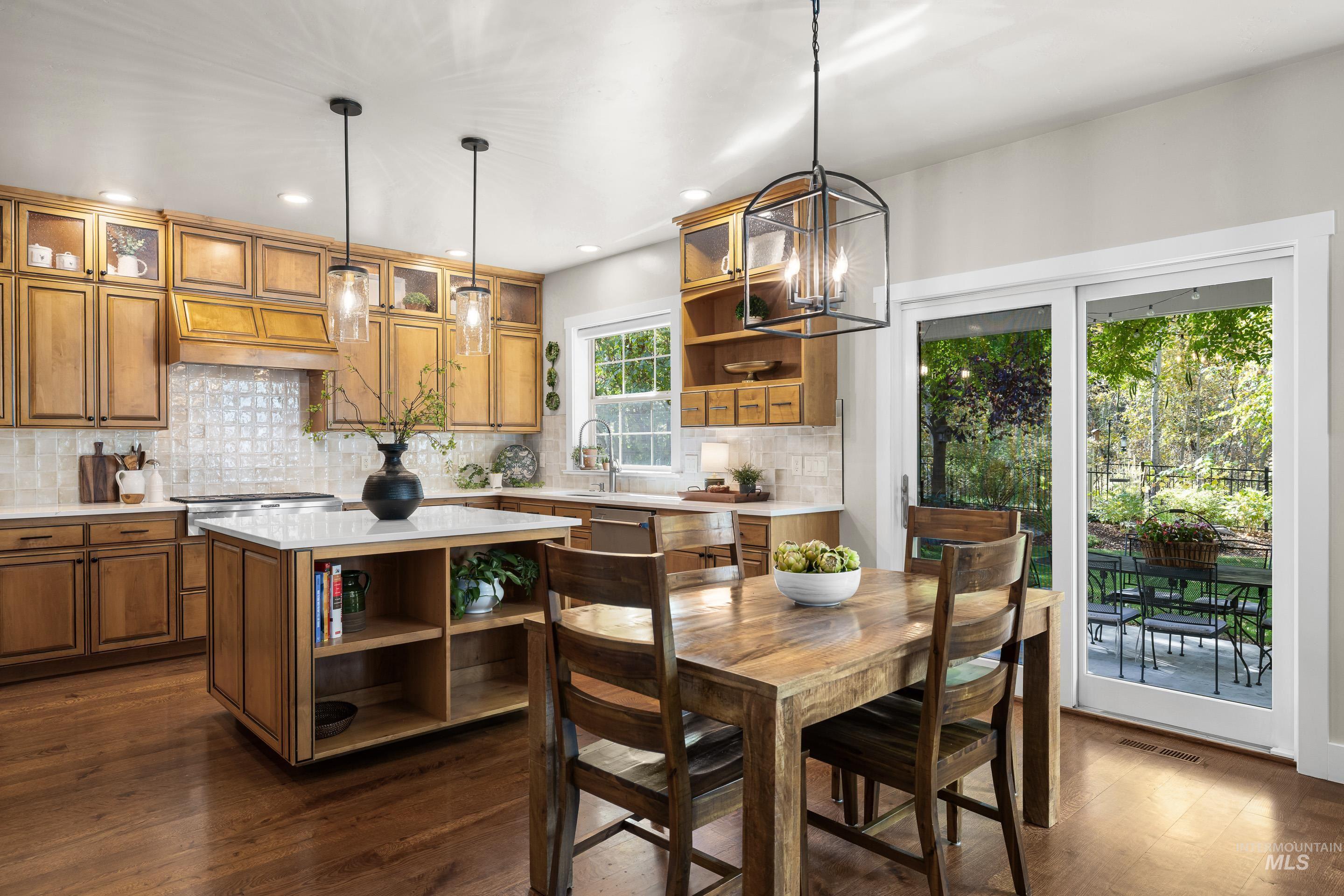 4581 W Long Meadow Dr