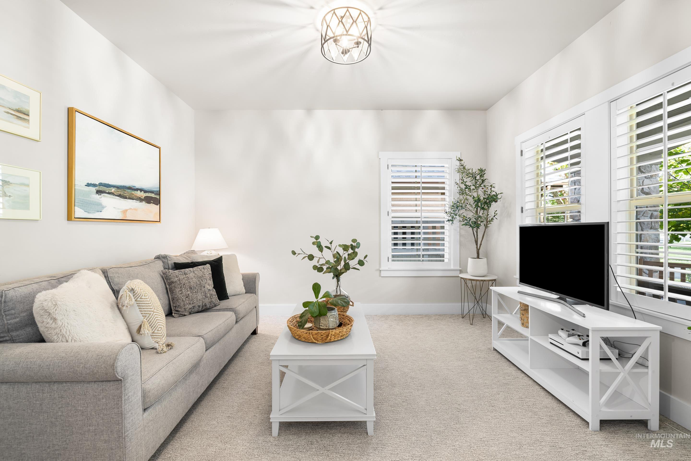 4581 W Long Meadow Dr