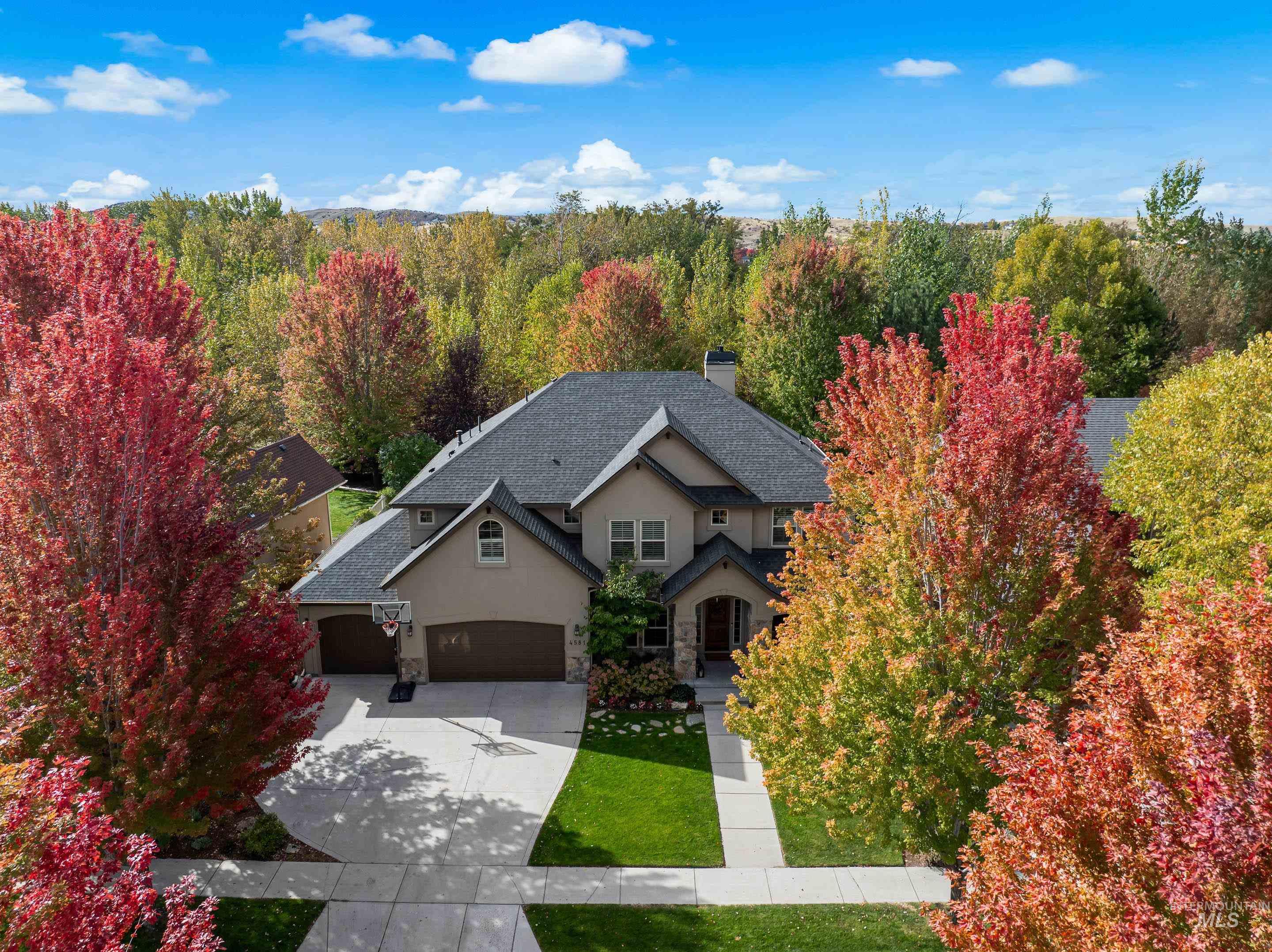 4581 W Long Meadow Dr