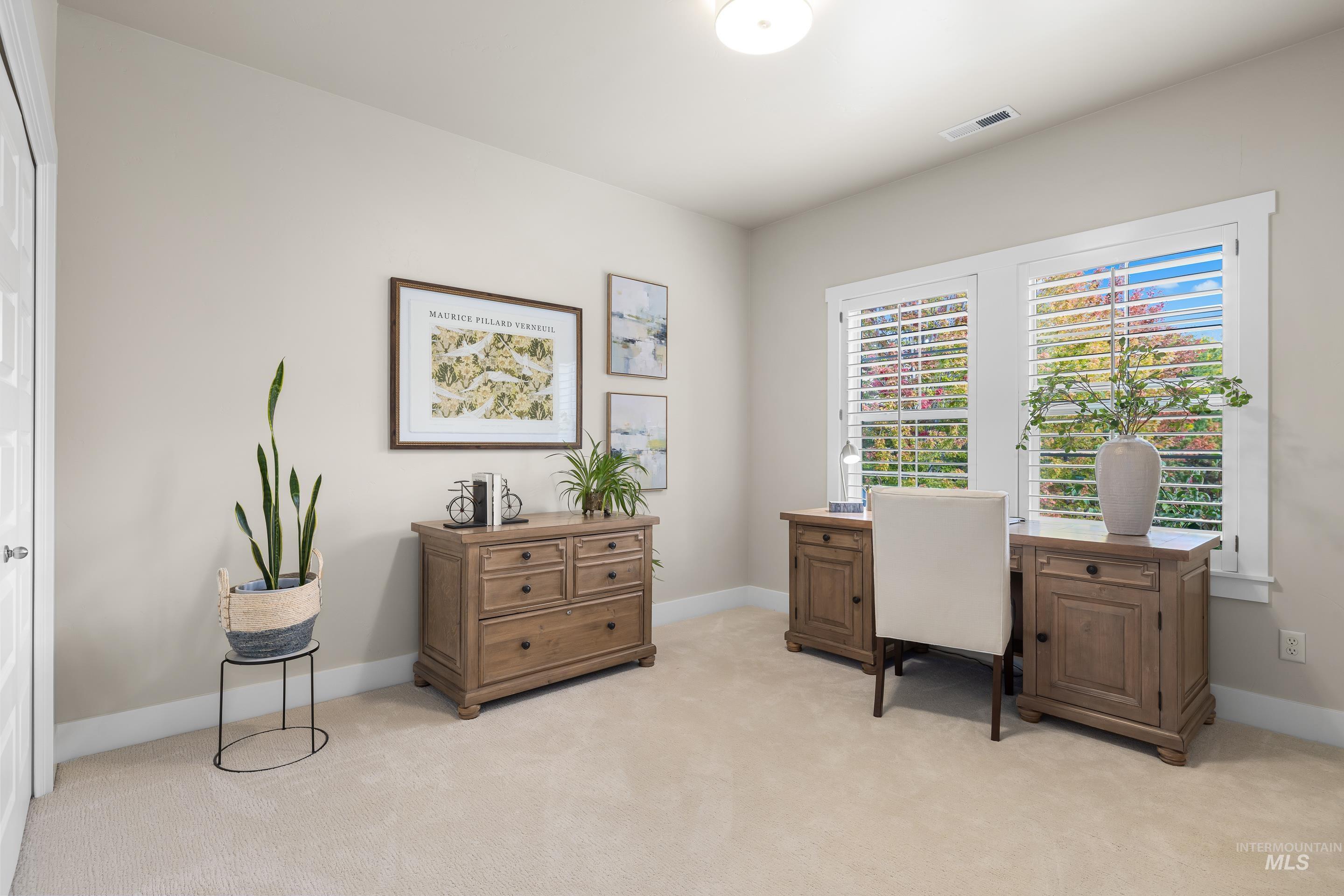 4581 W Long Meadow Dr