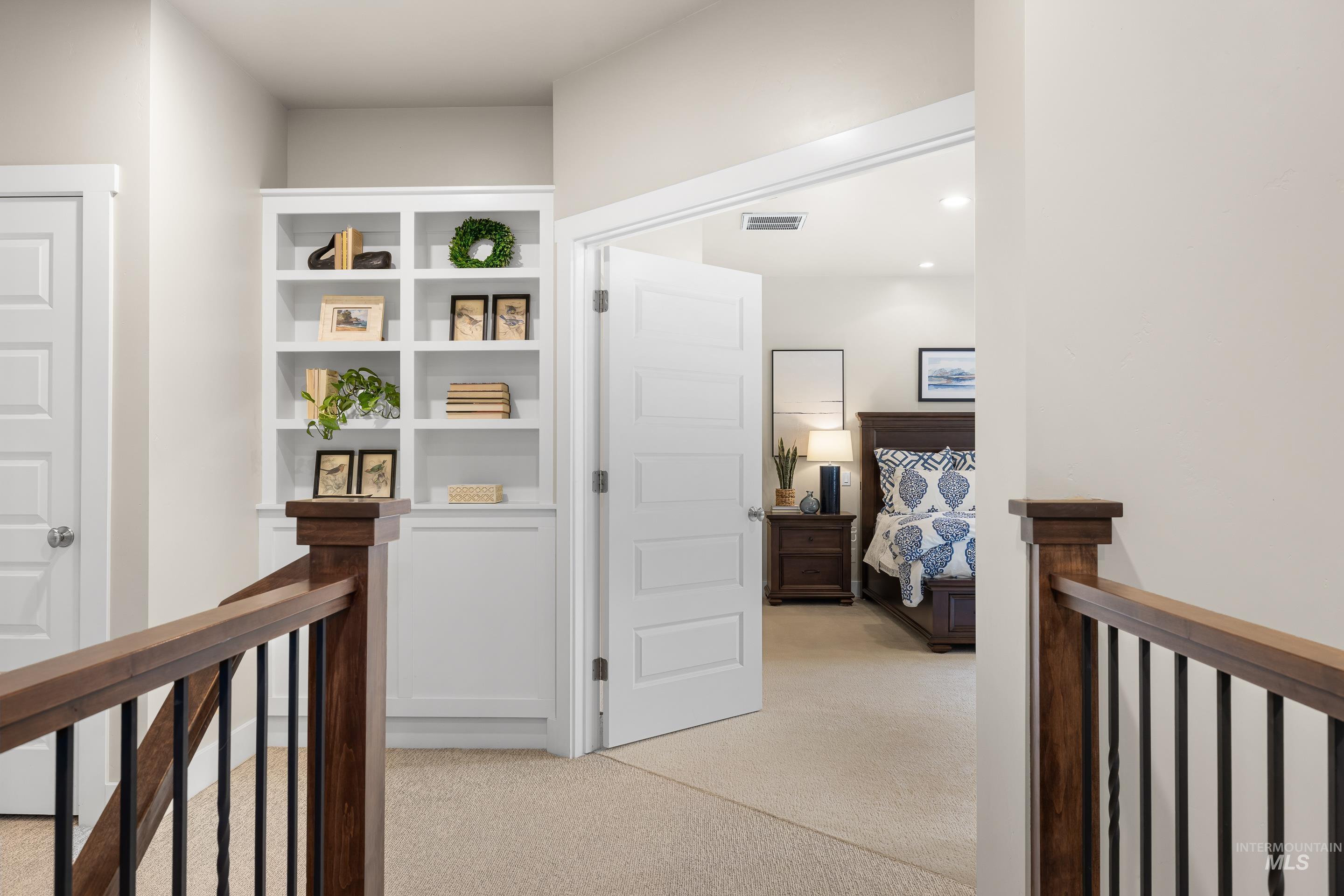 4581 W Long Meadow Dr