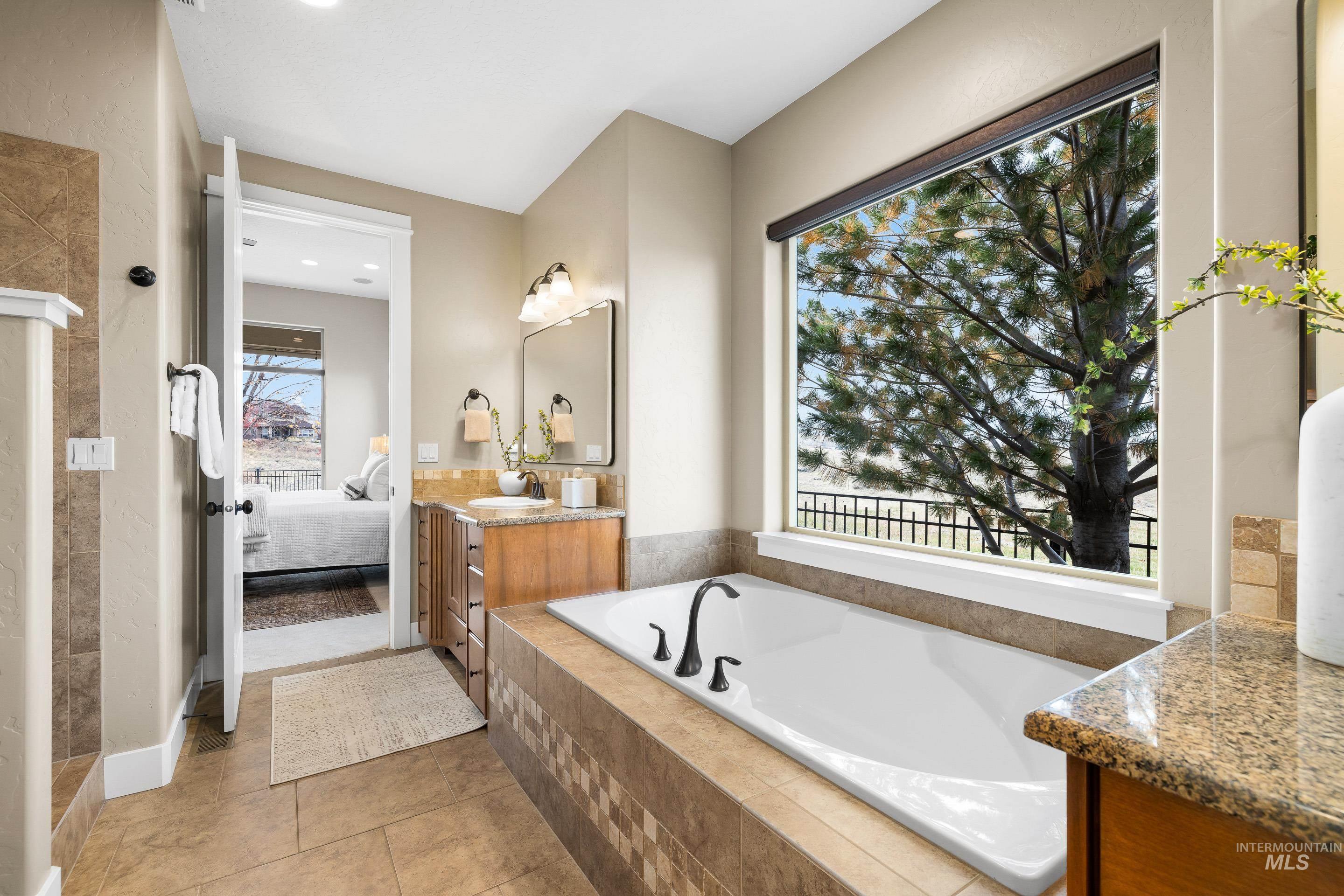 12461 N Upper Ridge Place