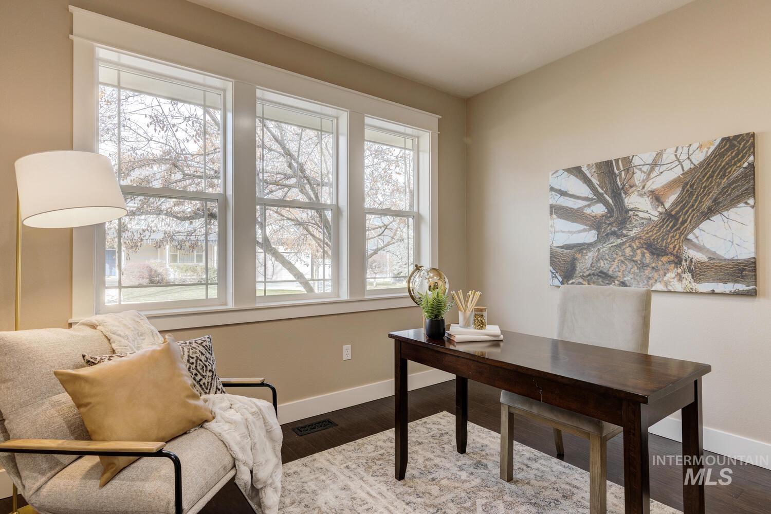 5855 W Farm Market Rd