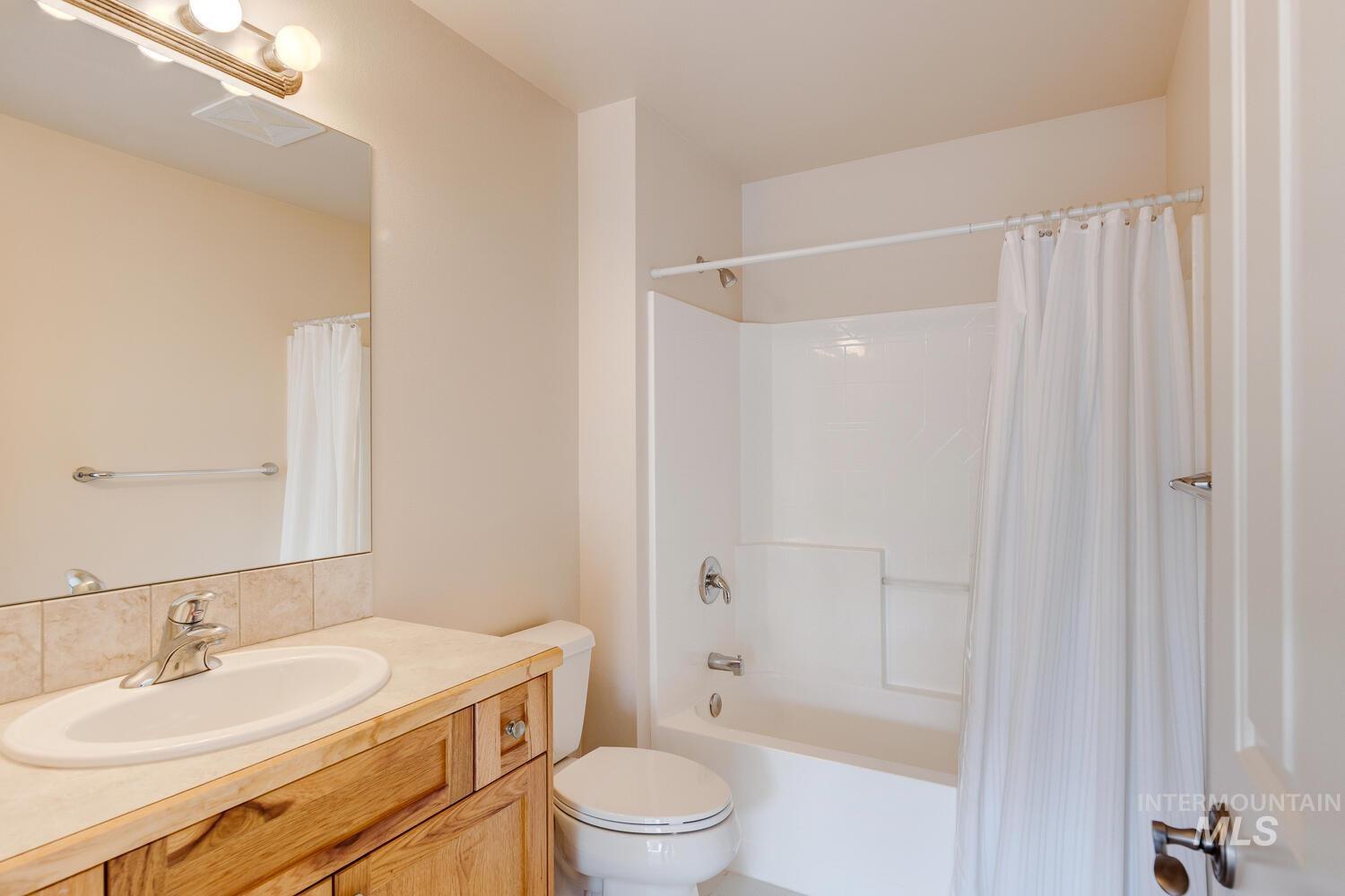 5855 W Farm Market Rd