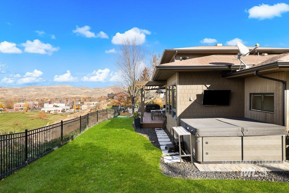 13069 N Town Ridge Rd