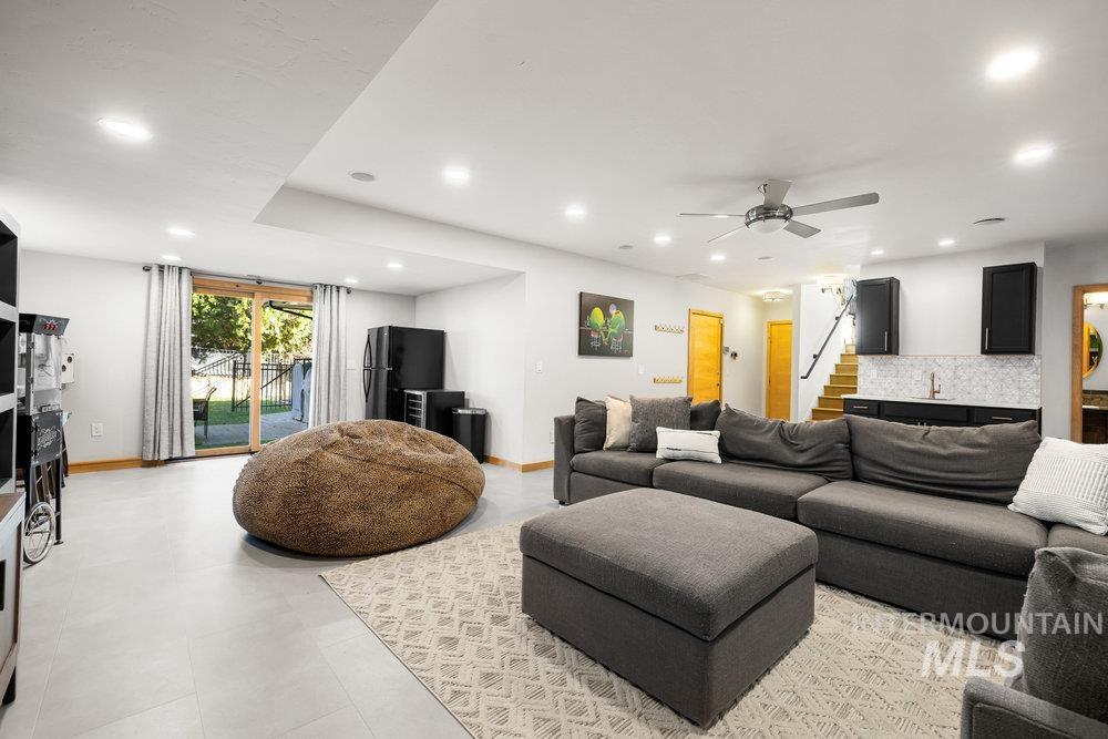 13069 N Town Ridge Rd