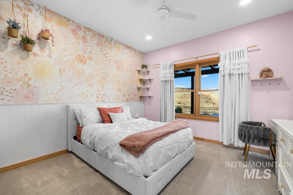 13069 N Town Ridge Rd