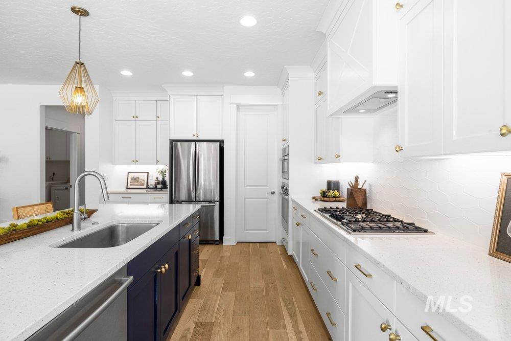 3203 W Antelope View Dr