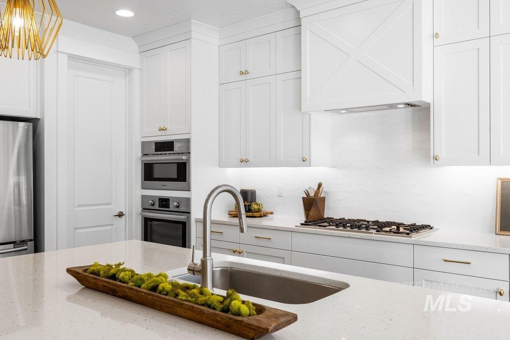 3203 W Antelope View Dr