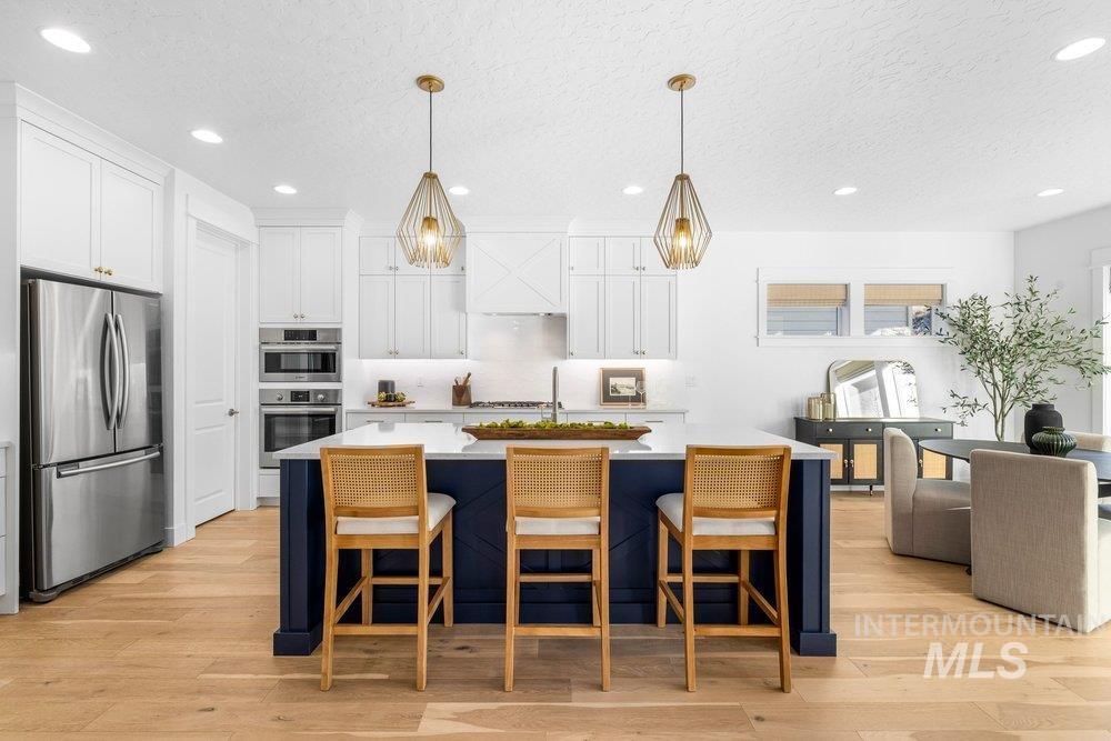 3203 W Antelope View Dr