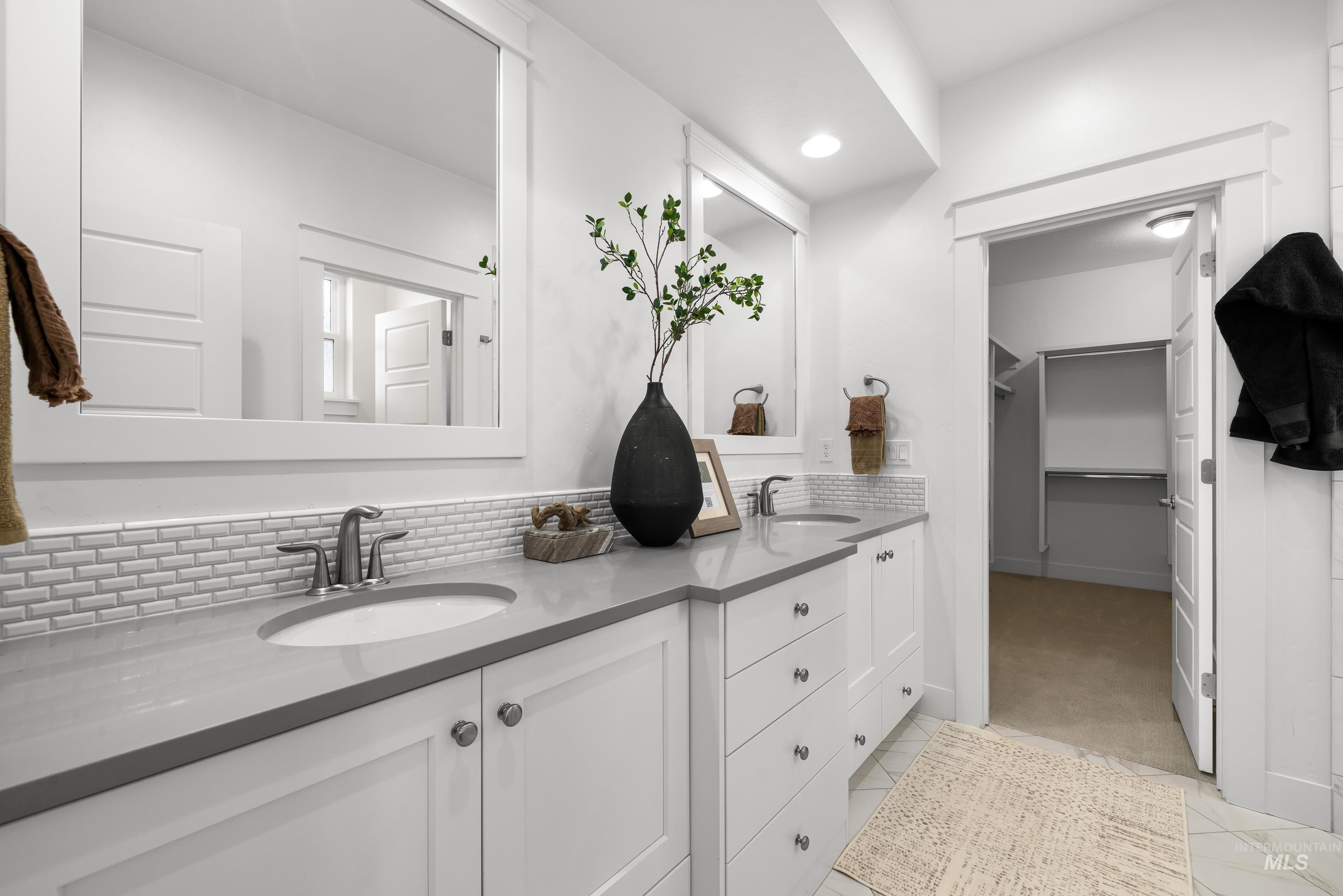 12010 N Horse Collar Way