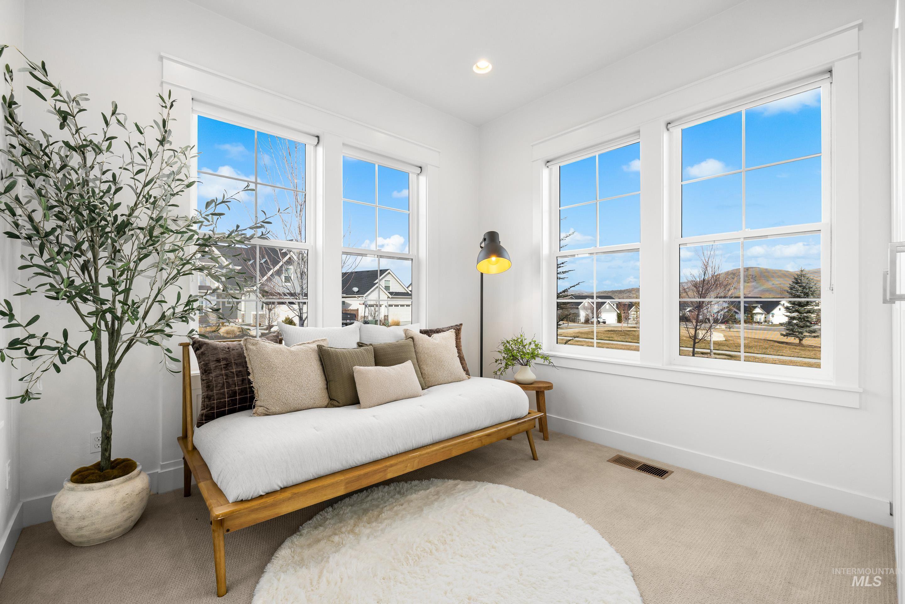 12010 N Horse Collar Way